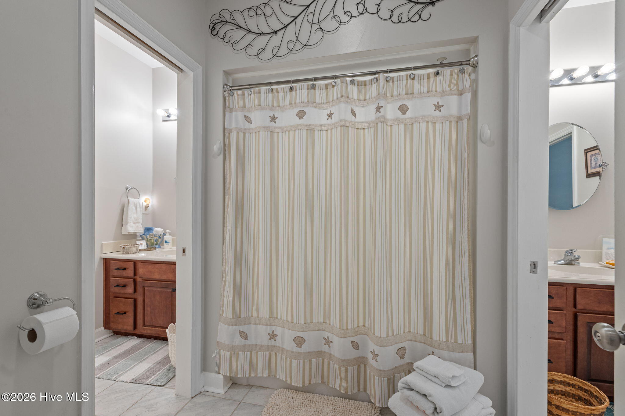 100552900 | Photo 24