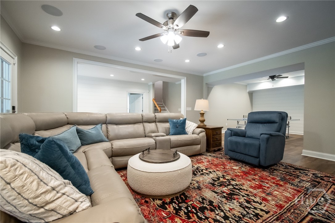 Terrace Family Room