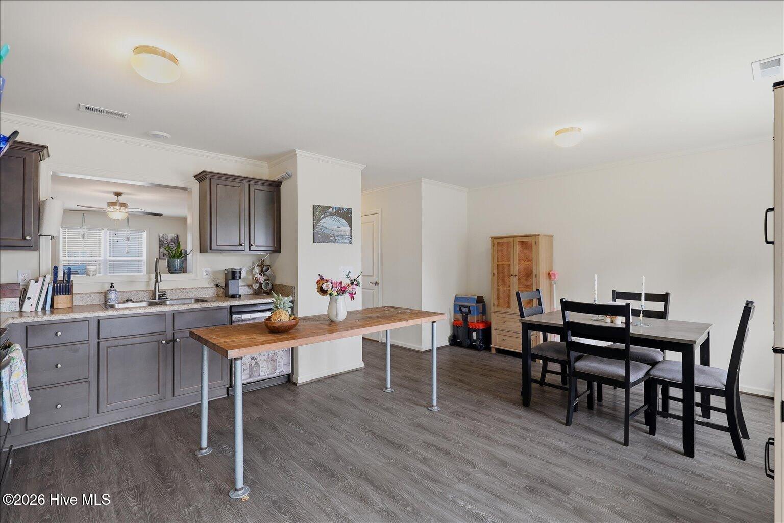 332 Glenellen Loop Road,Midway Park