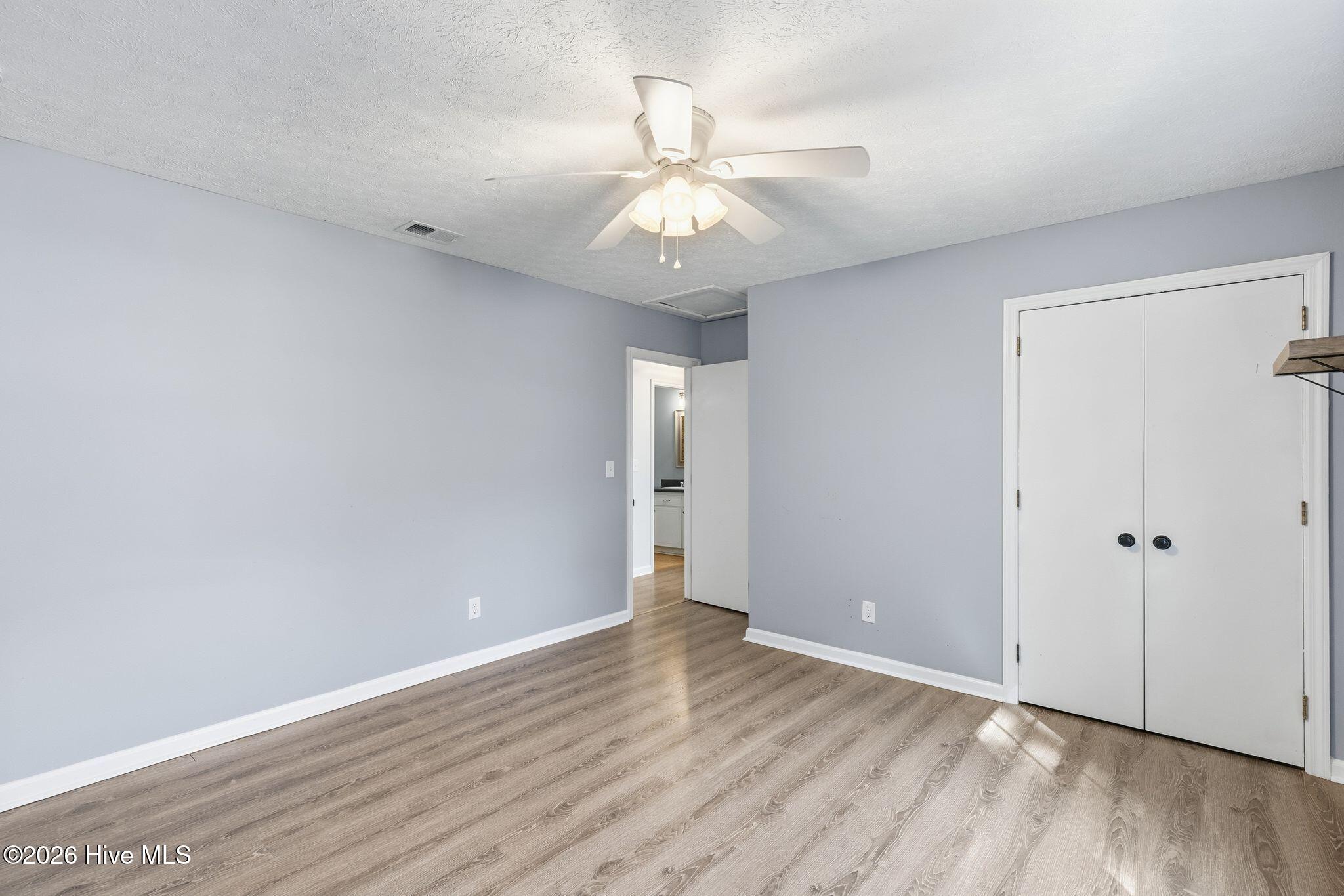 100554538 | Photo 52