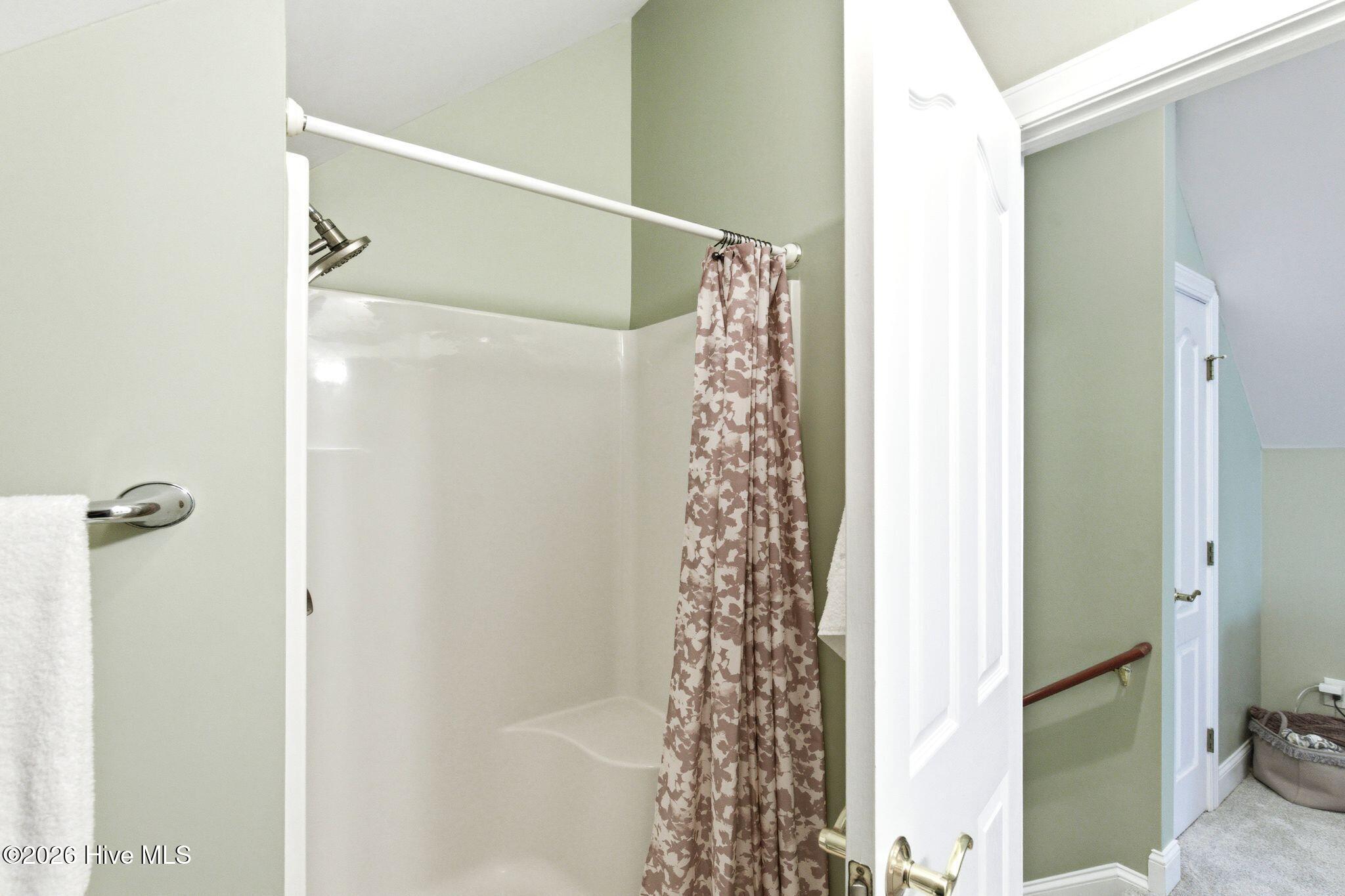 100564918 | Photo 52