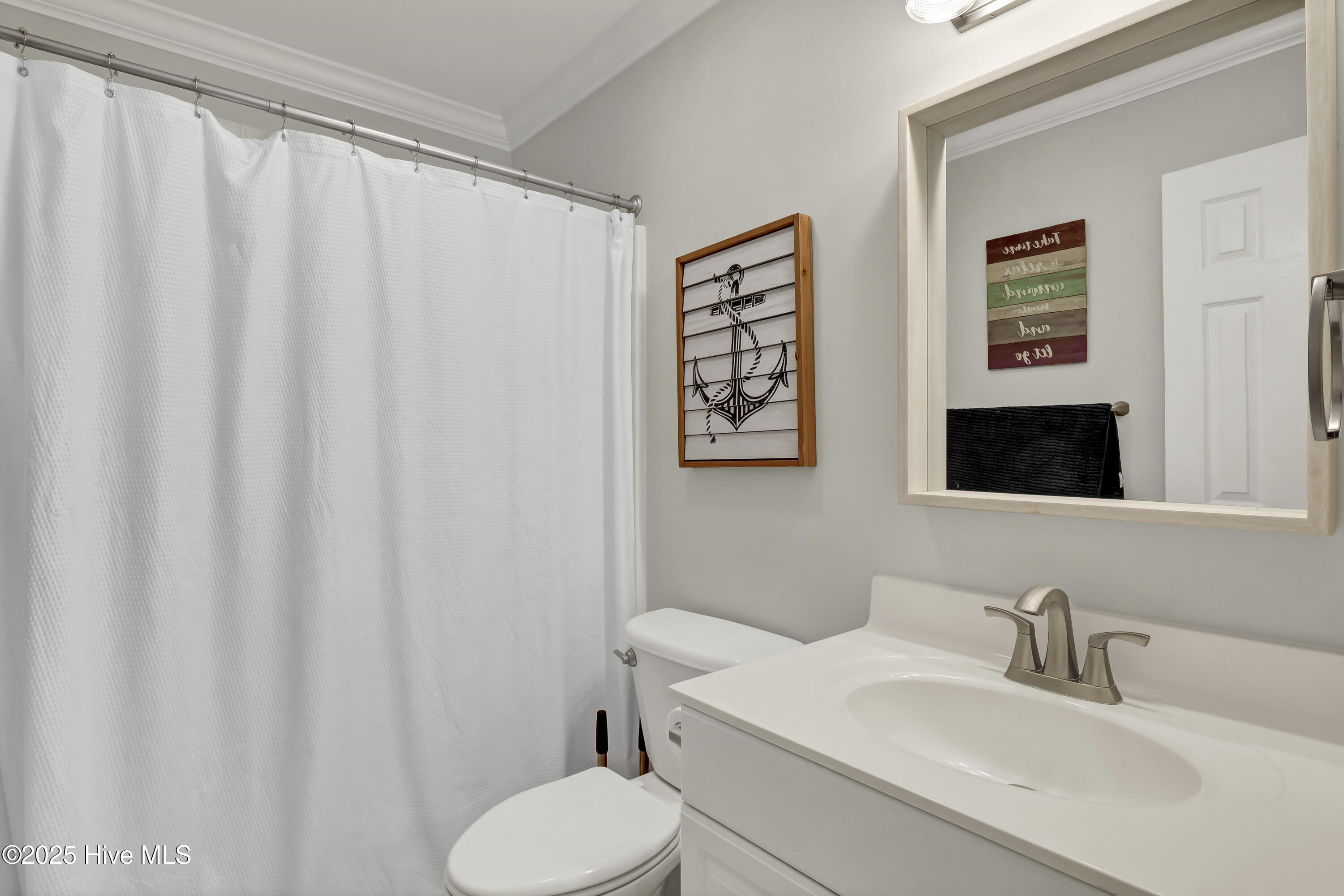 100548248 | Photo 13