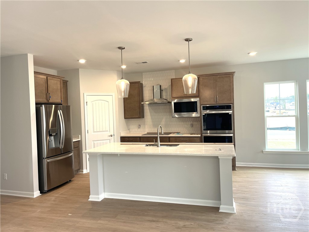 Gourmet Kitchen with Double Ovens