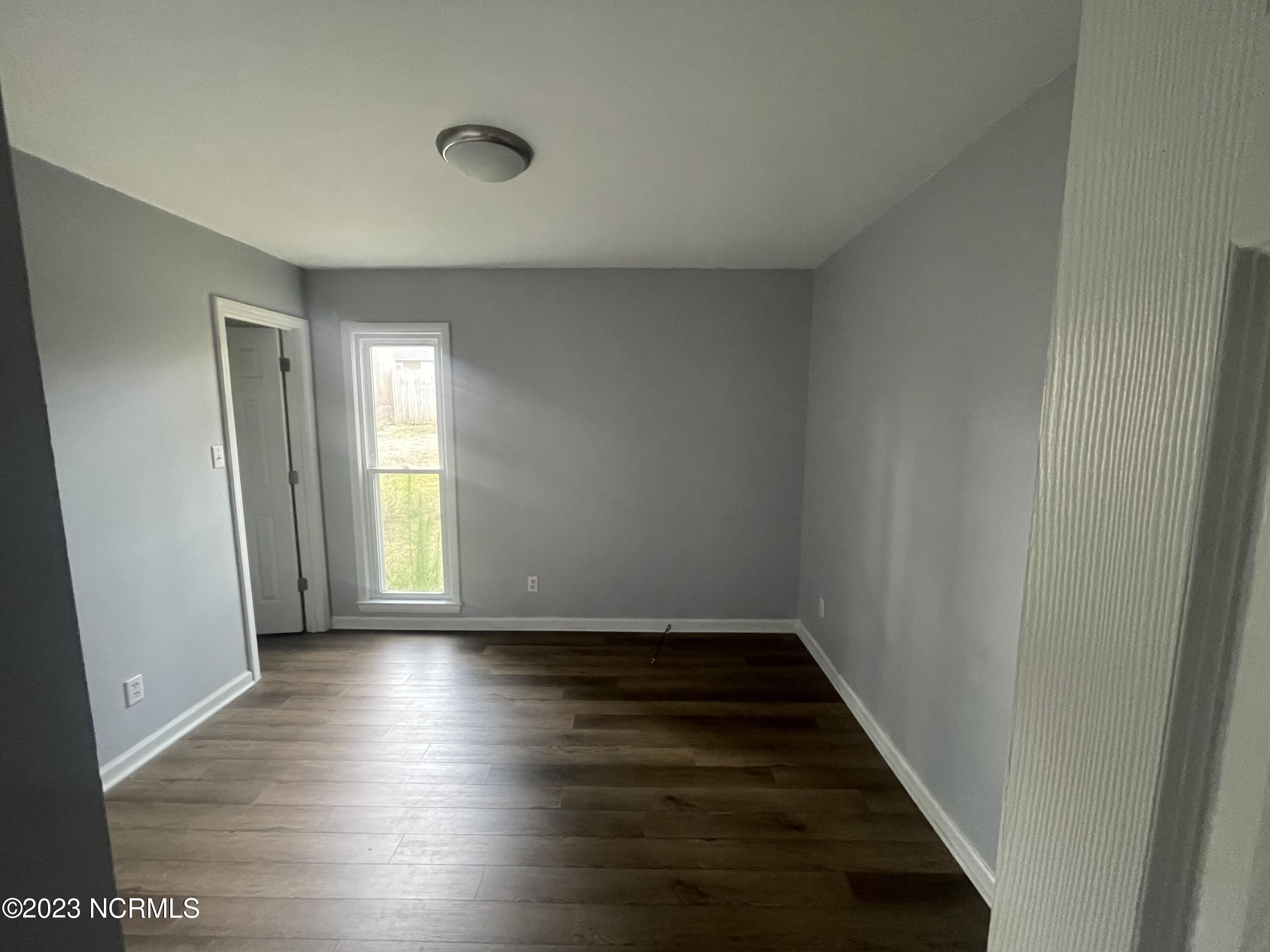 3337 Redfox Road, Spring Lake, NC 28390 Listing Photo  8