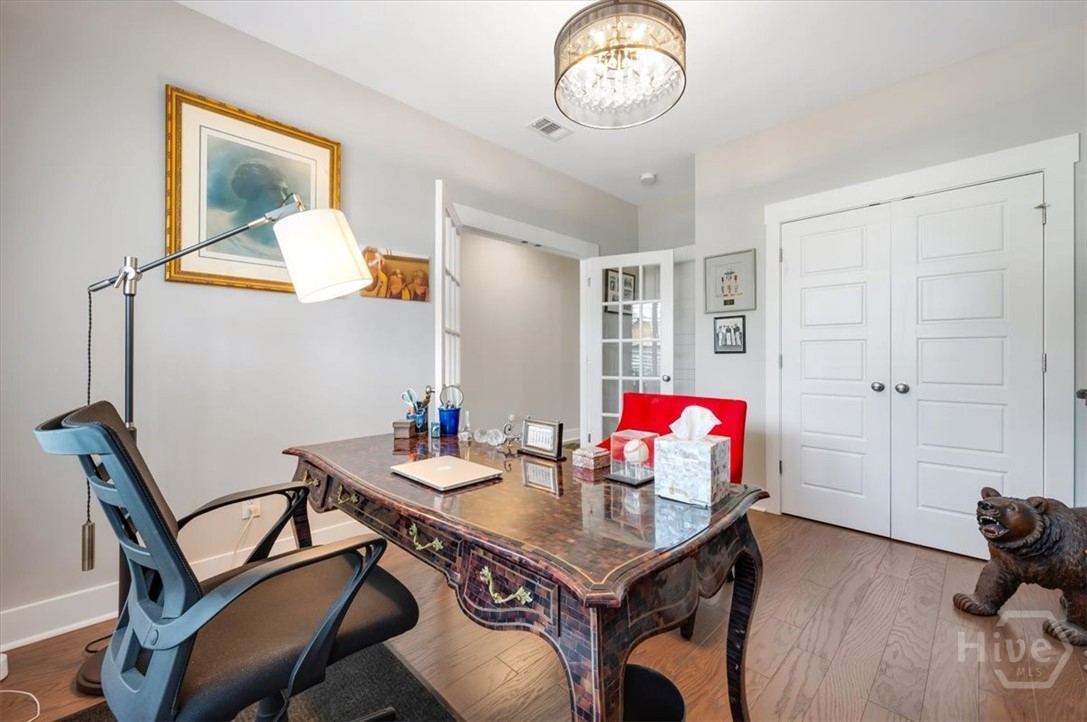 Office/Bedroom - Main