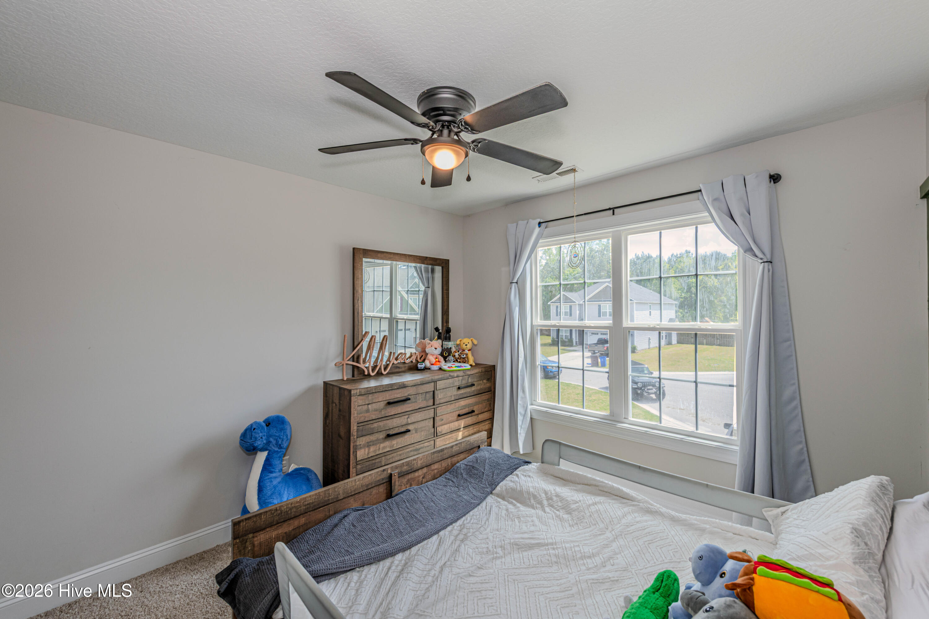 100570010 | Photo 61