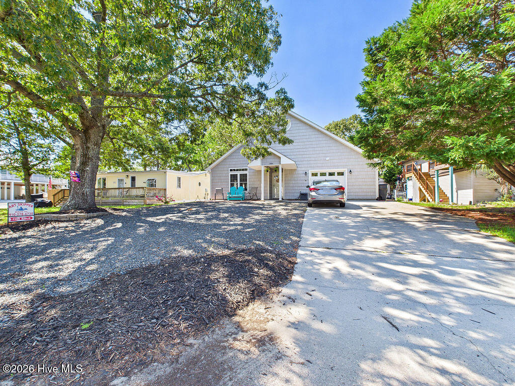 Exterior photo of 2805 E Yacht Drive, Oak Island, NC 28465. MLS: 100559254
