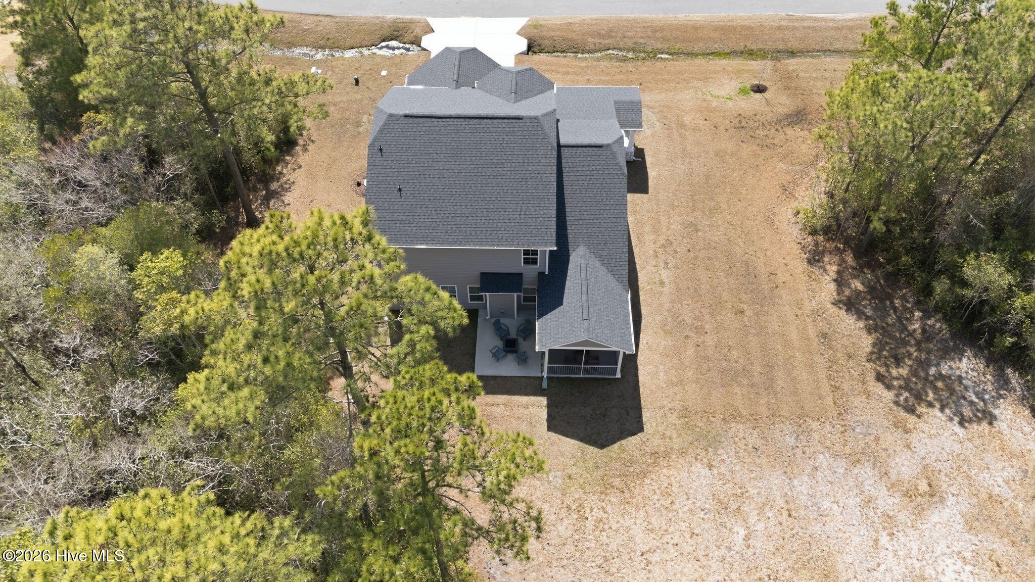 100558926 | Photo 60