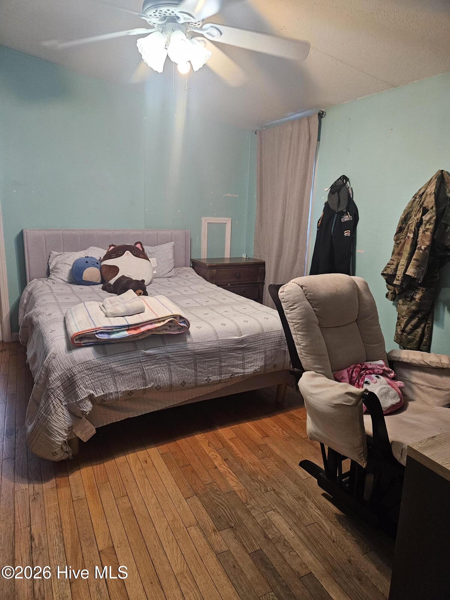 100550080 | Photo 21