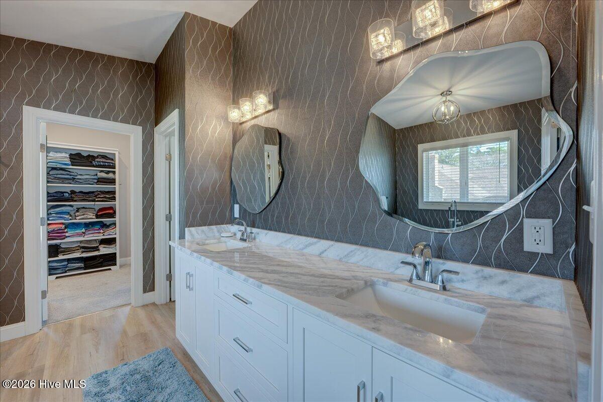 9226 Hart Drive,Oriental