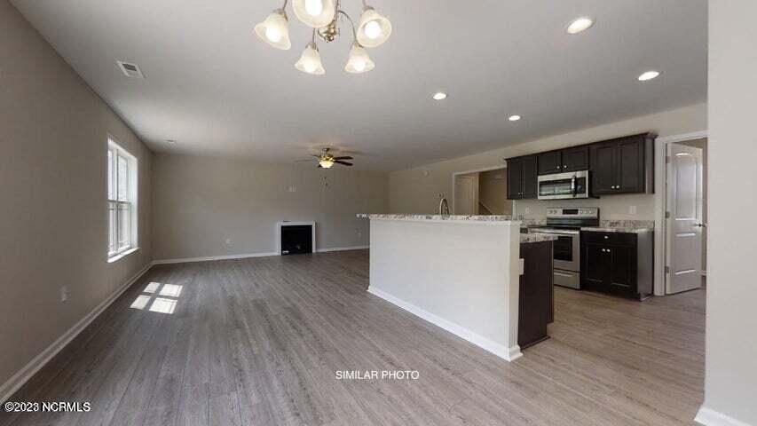 100518154 | Photo 40