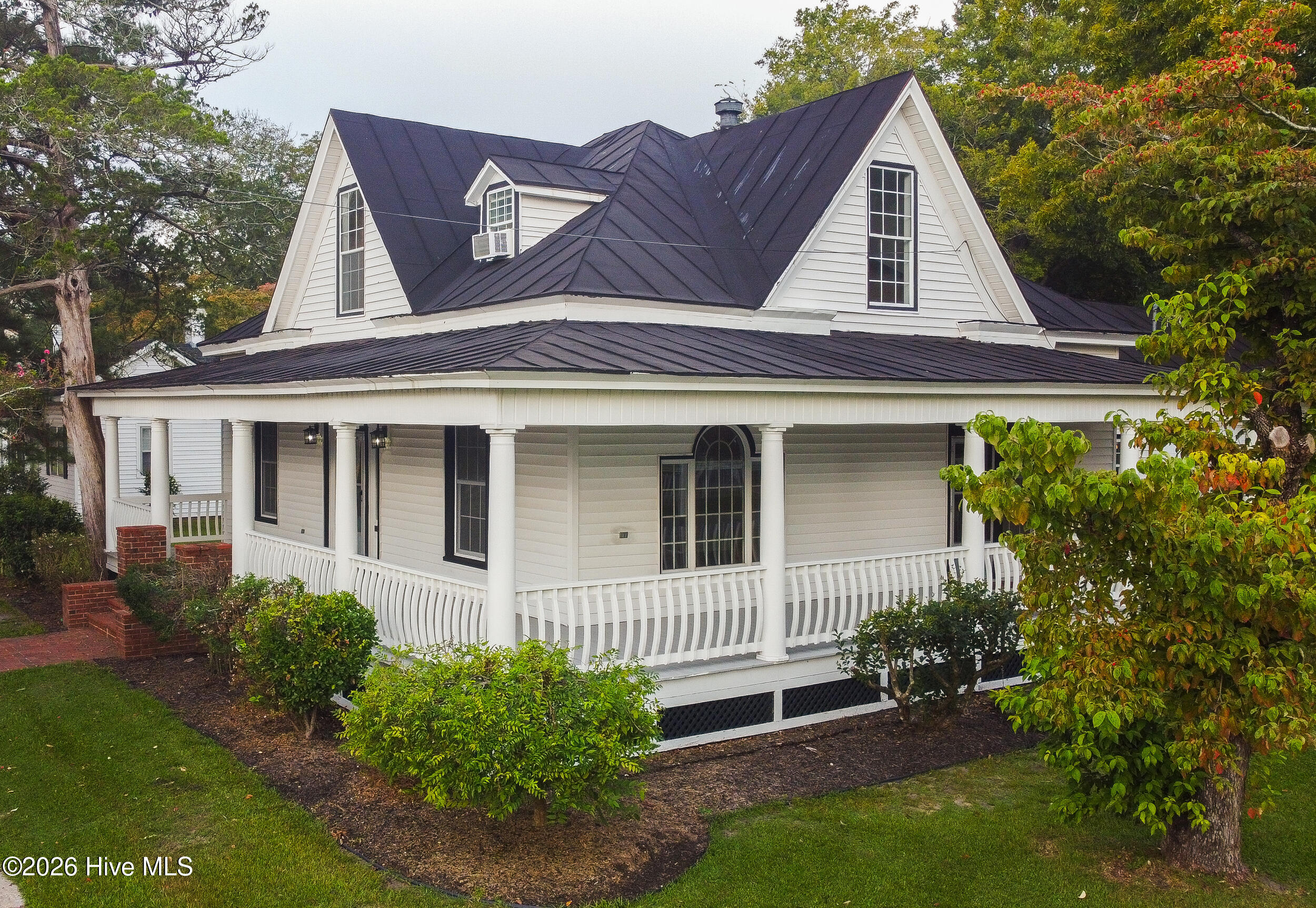 Photo 3 of Single family home for sale at 502 W Main St, Williamston, NC 27892 | MLS# 100604780 | Listing updated on 2026-10-06