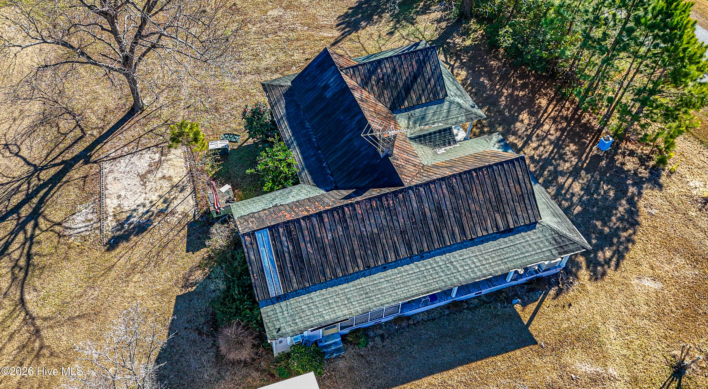 100549840 | Photo 37