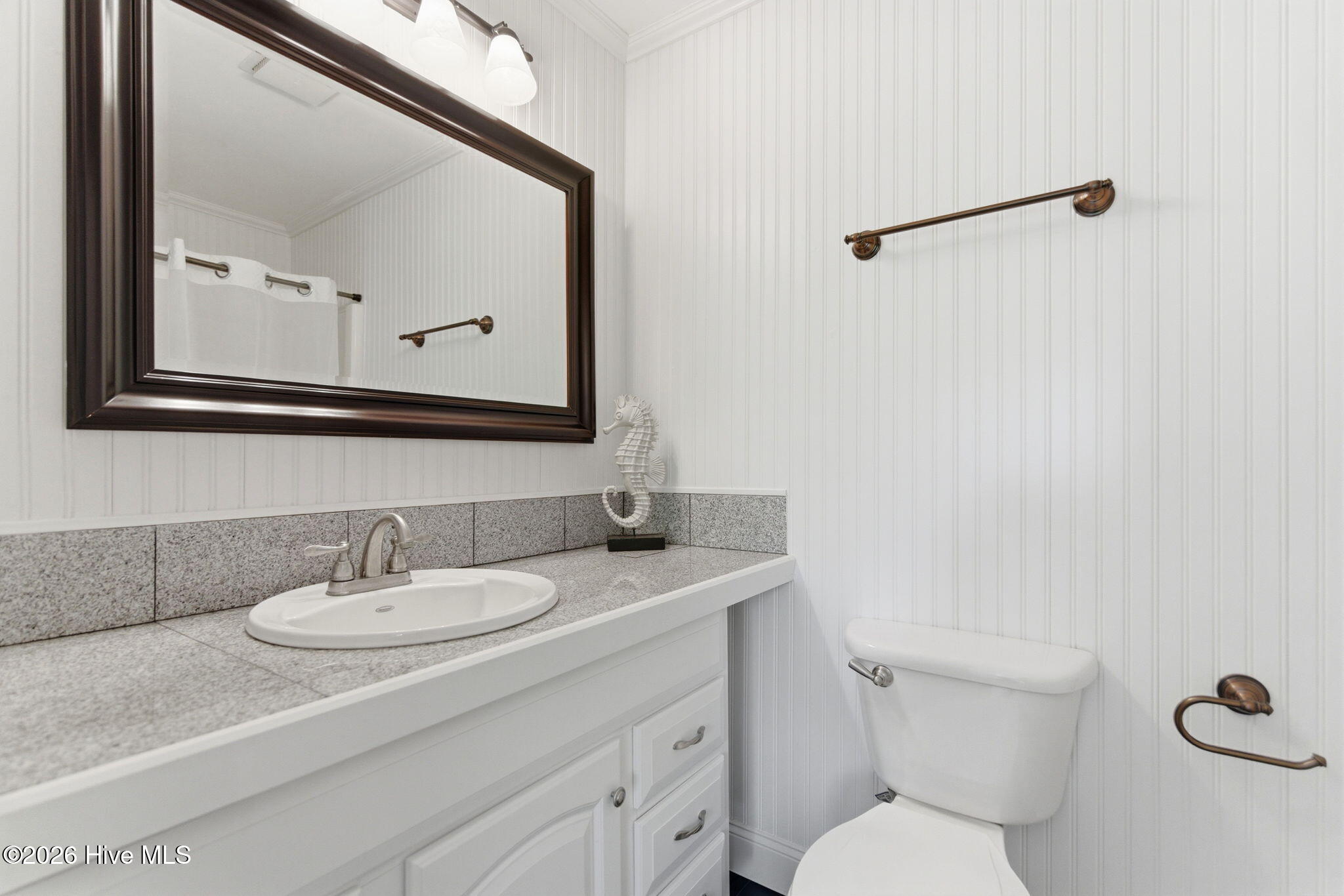 100570413 | Photo 20