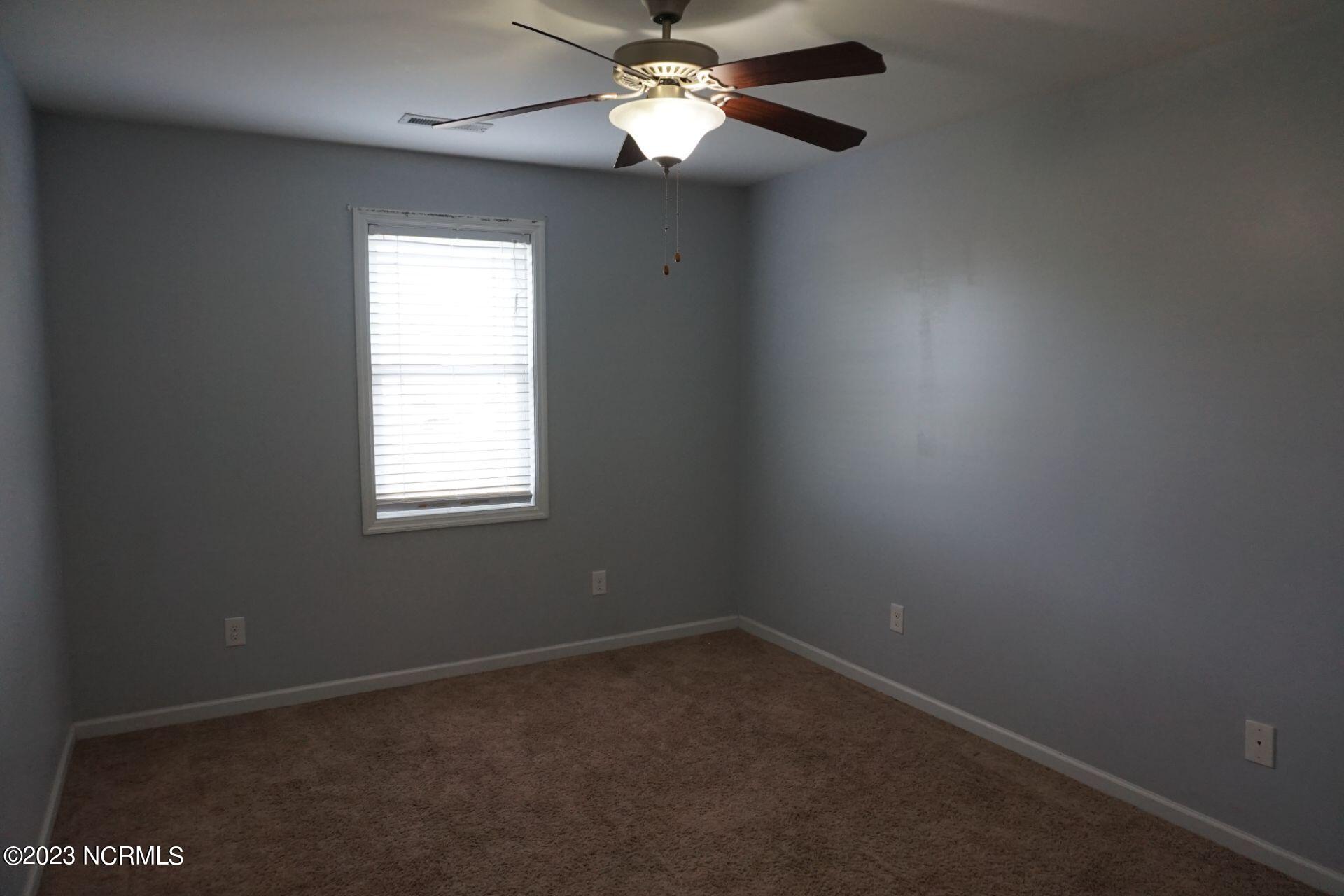 112 High Cottage Lane, Richlands, NC, 28574