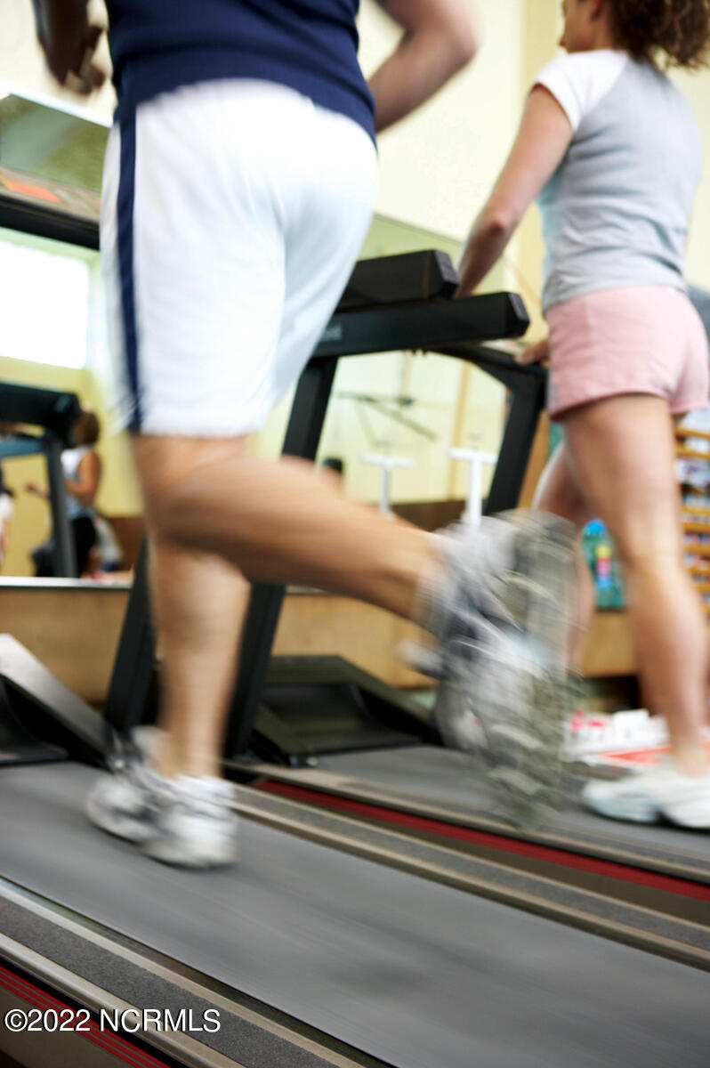 100560329 | Photo 12