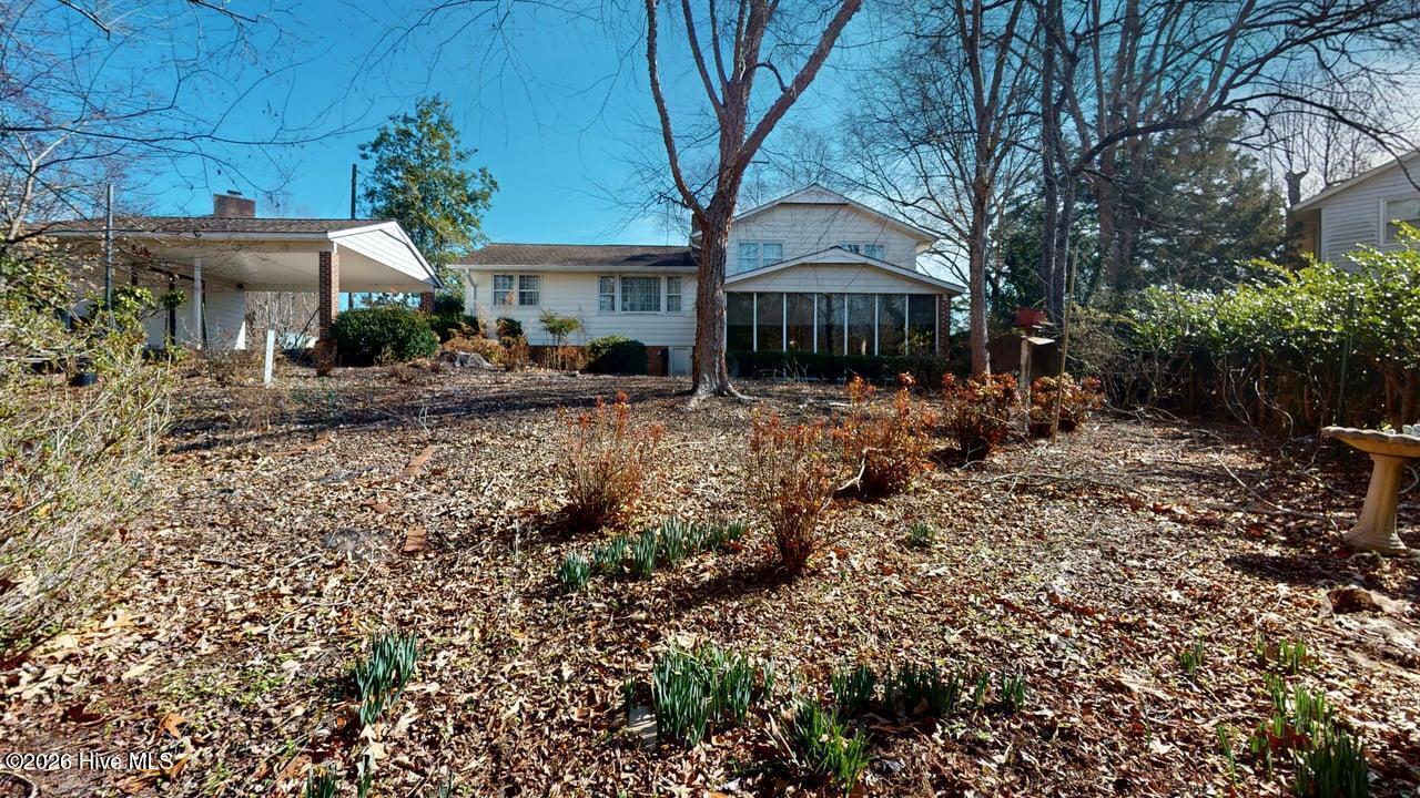 100553926 | Photo 26