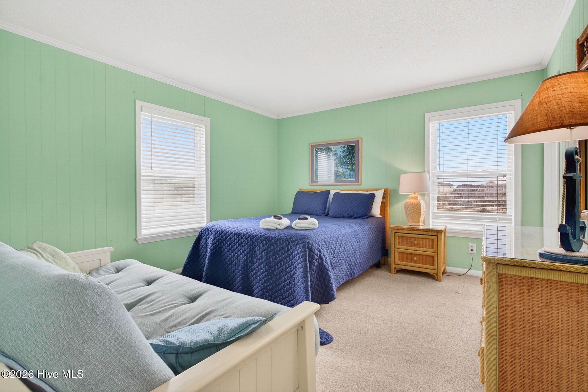 100568537 | Photo 14