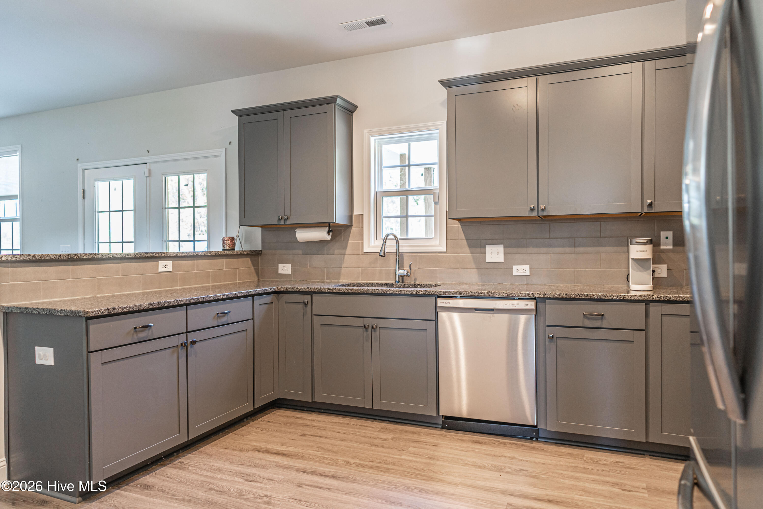 Undisclosed Address, Cameron, NC, 28326