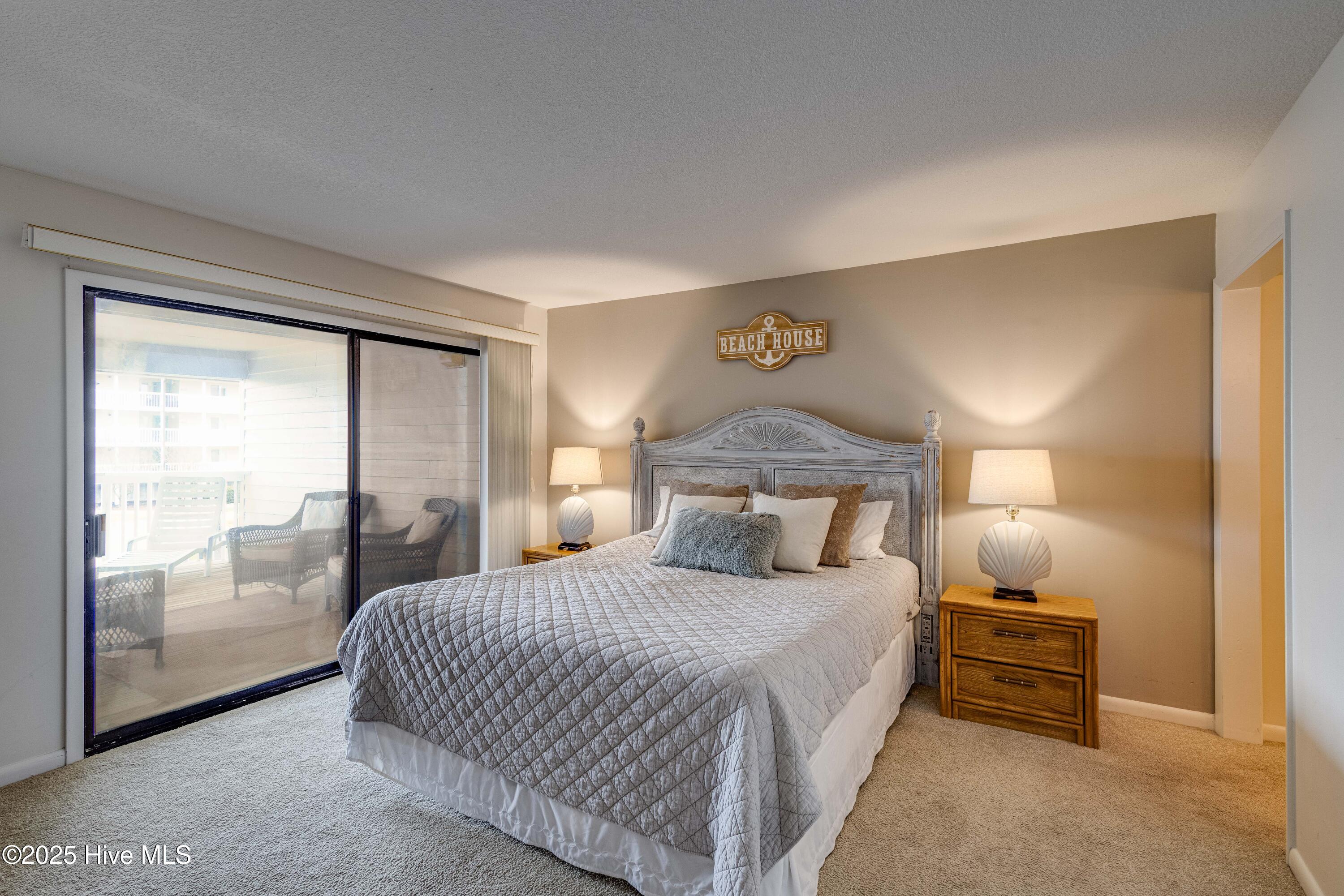 100494950 | Photo 15