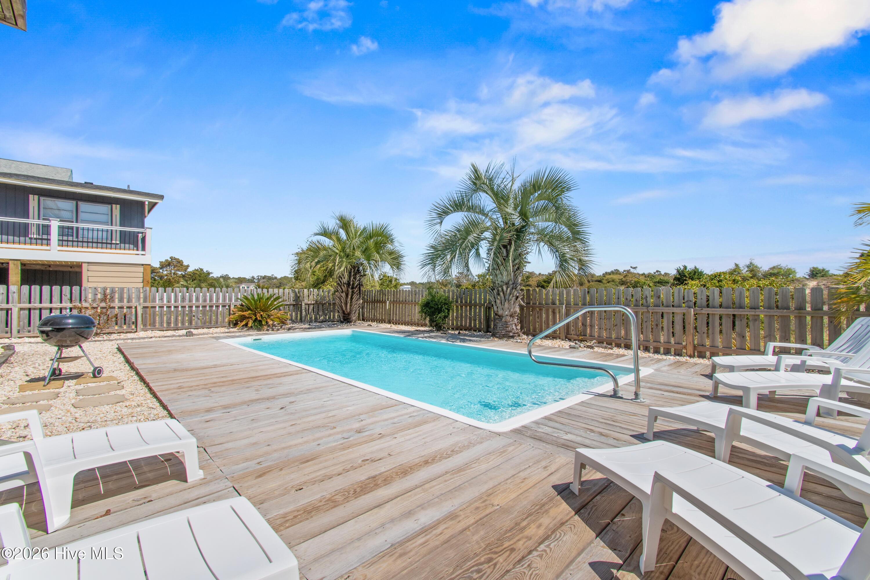 100564981 | Photo 27