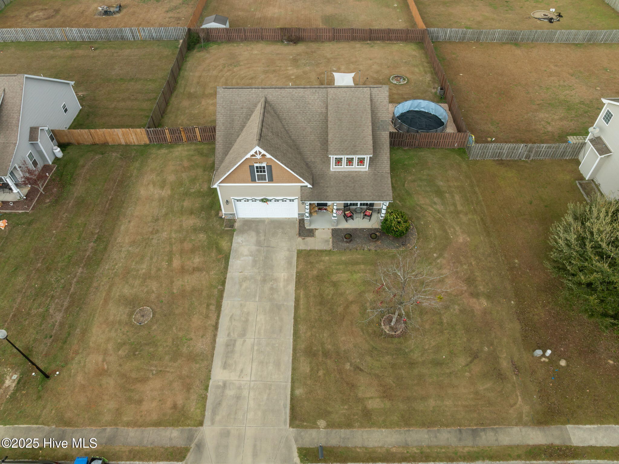 100543355 | Photo 42