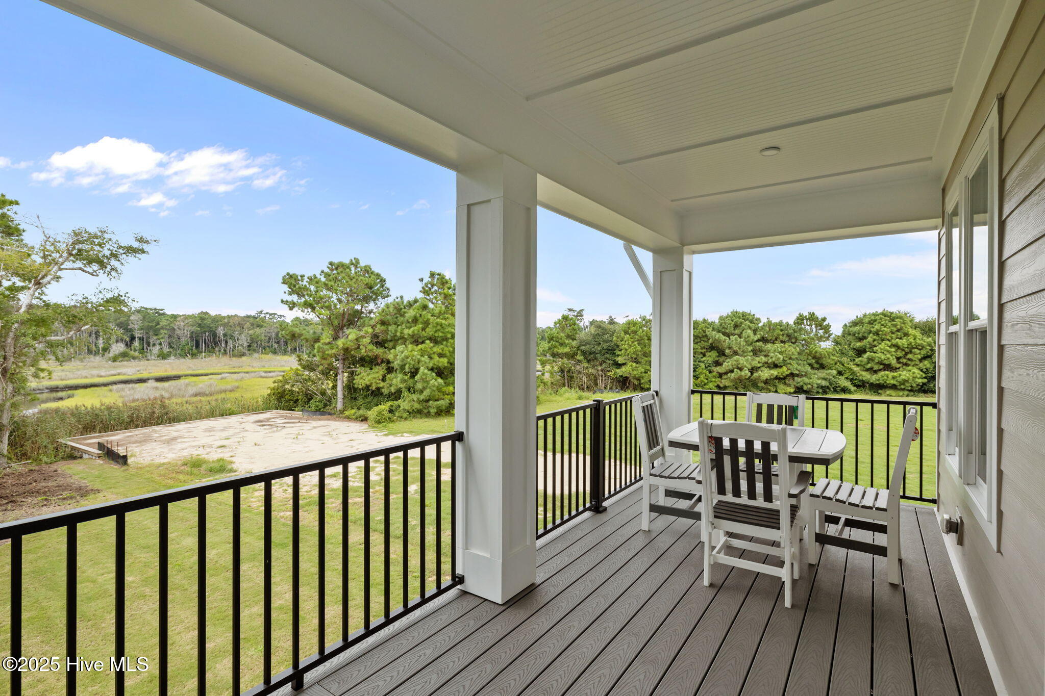 609 Cannonsgate Drive, Newport, NC, 28570