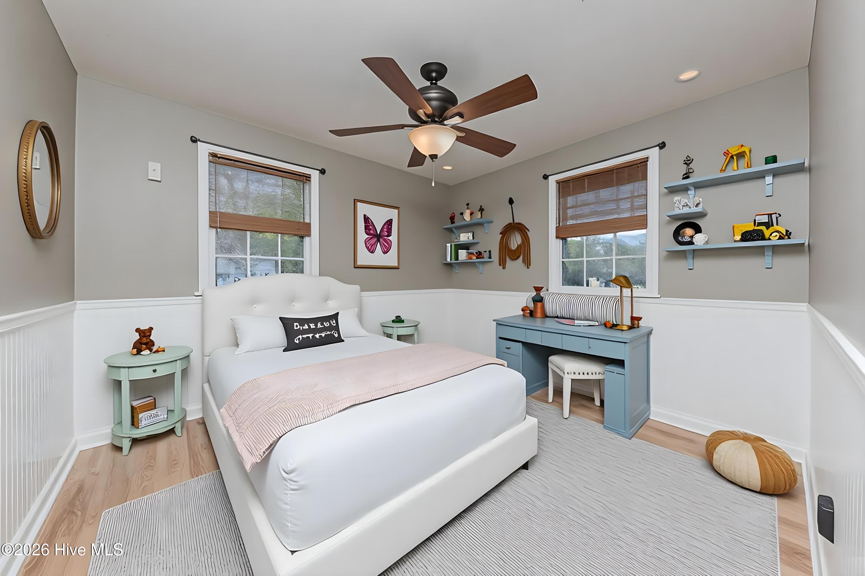 100563981 | Photo 29