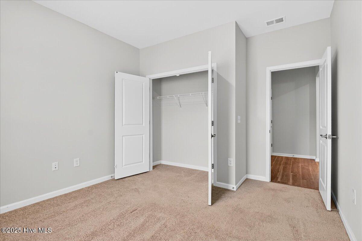 100522416 | Photo 49