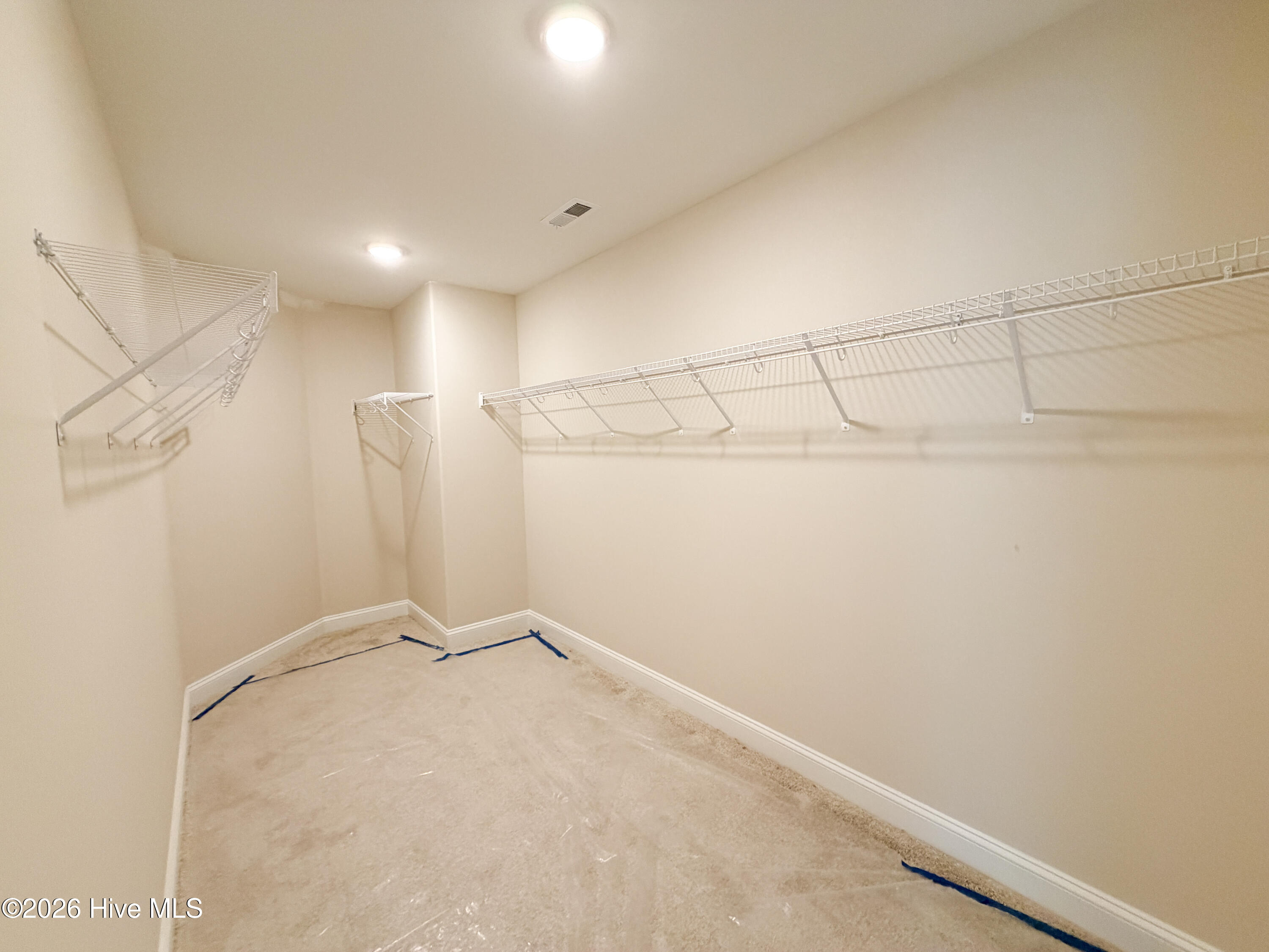 100552207 | Photo 13