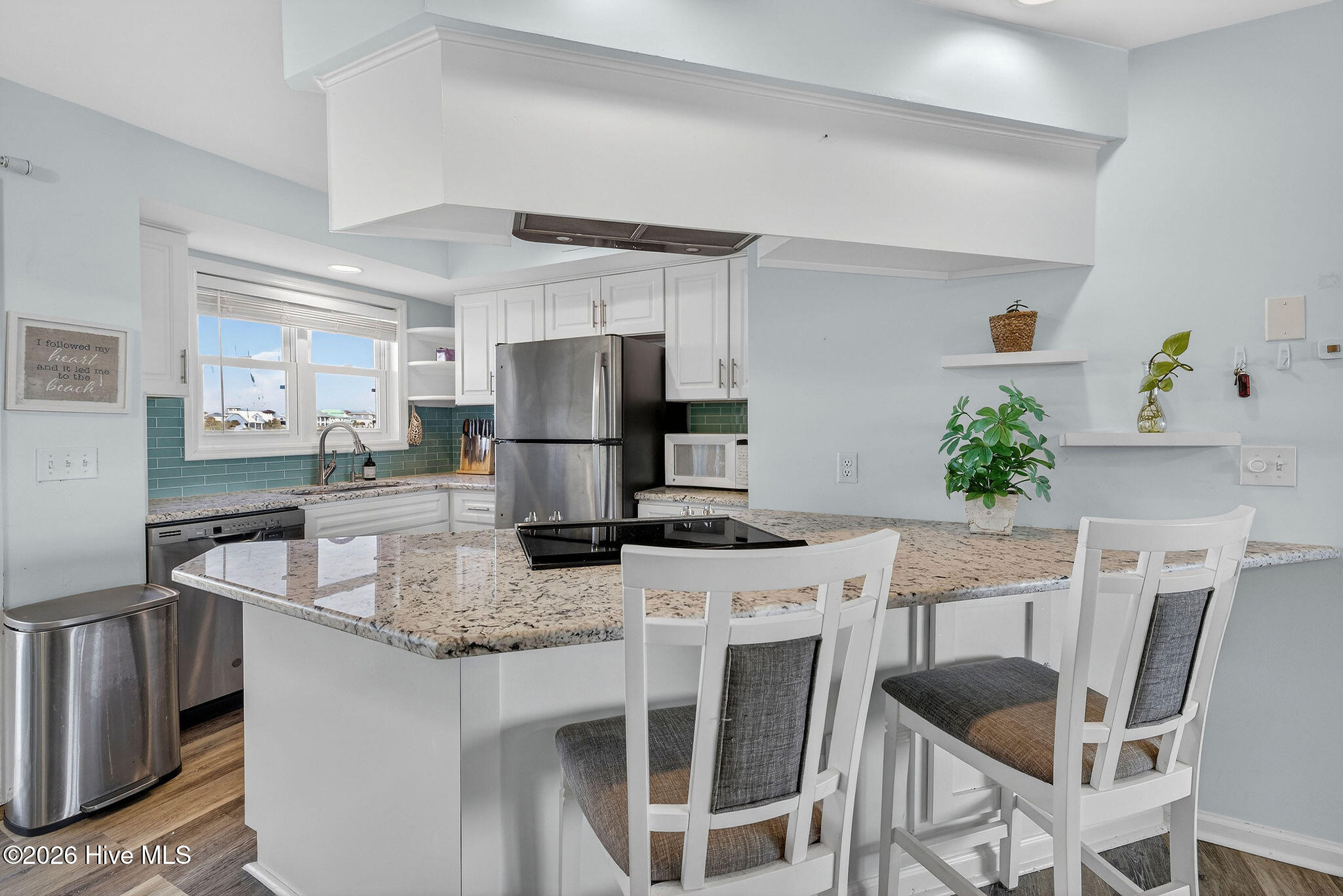 100554864 | Photo 13