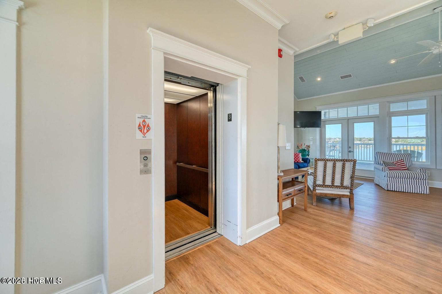 100559517 | Photo 24