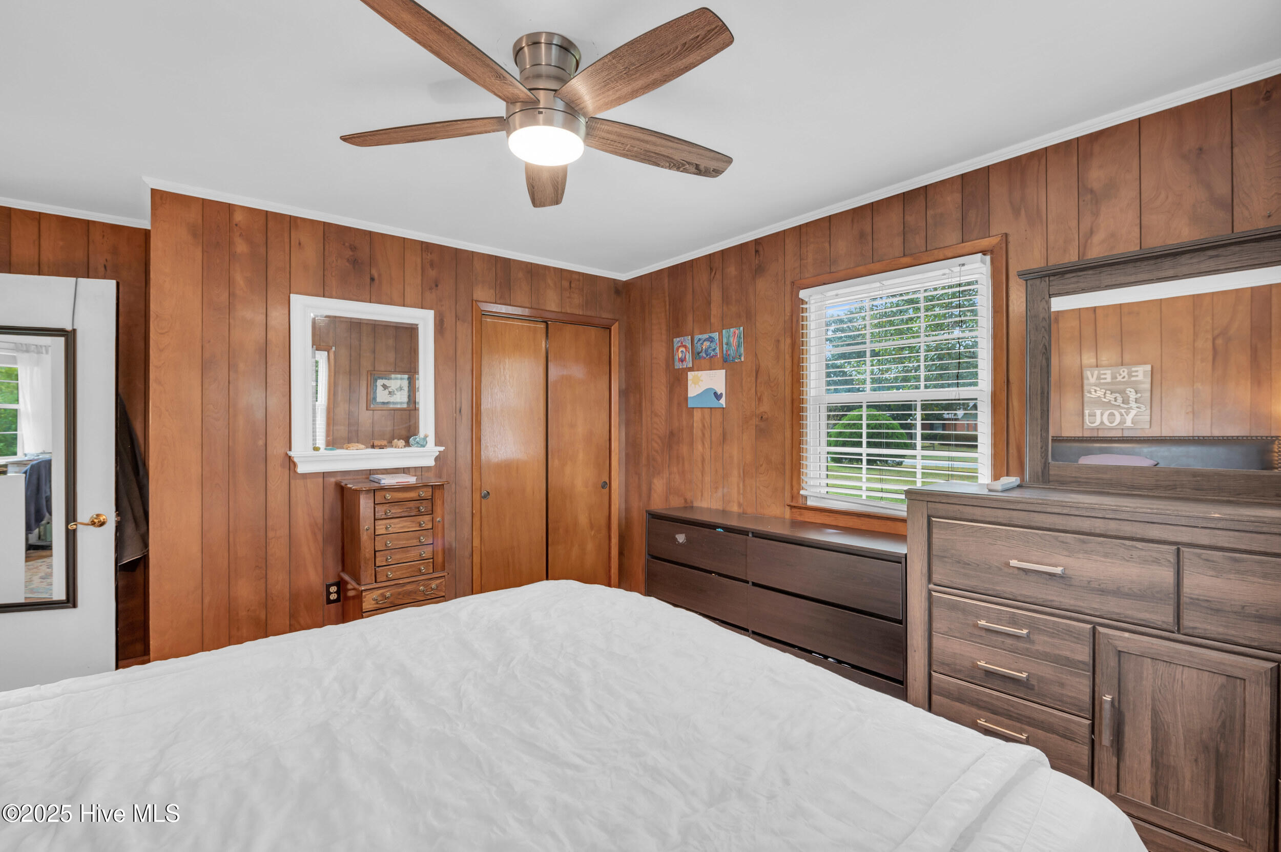 100562736 | Photo 20