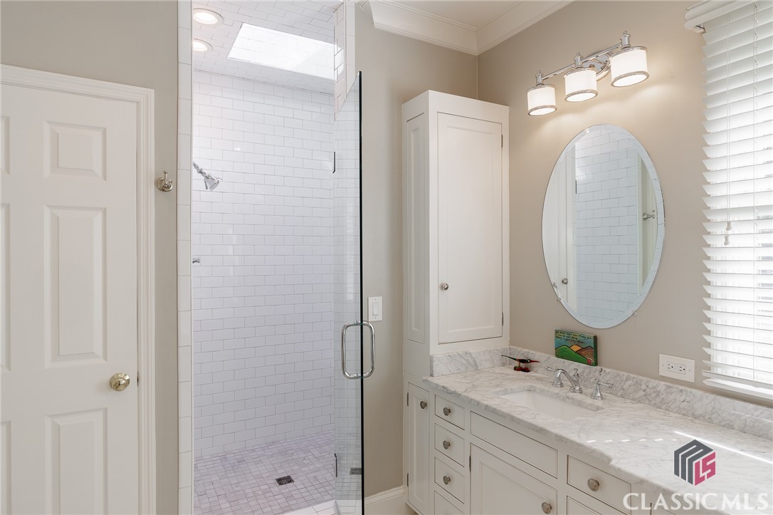 1060 Woodhollow Lane