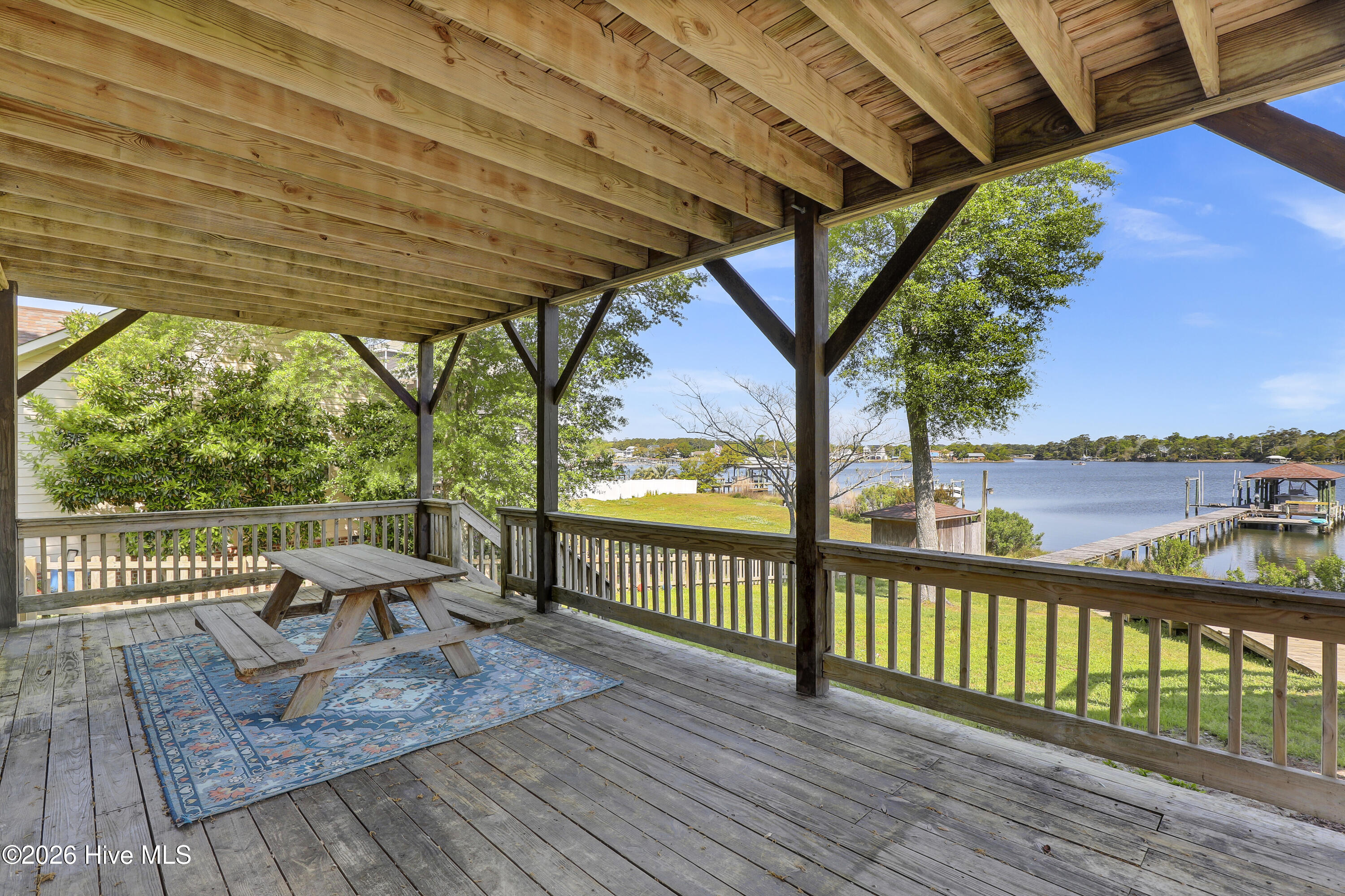 100566573 | Photo 50