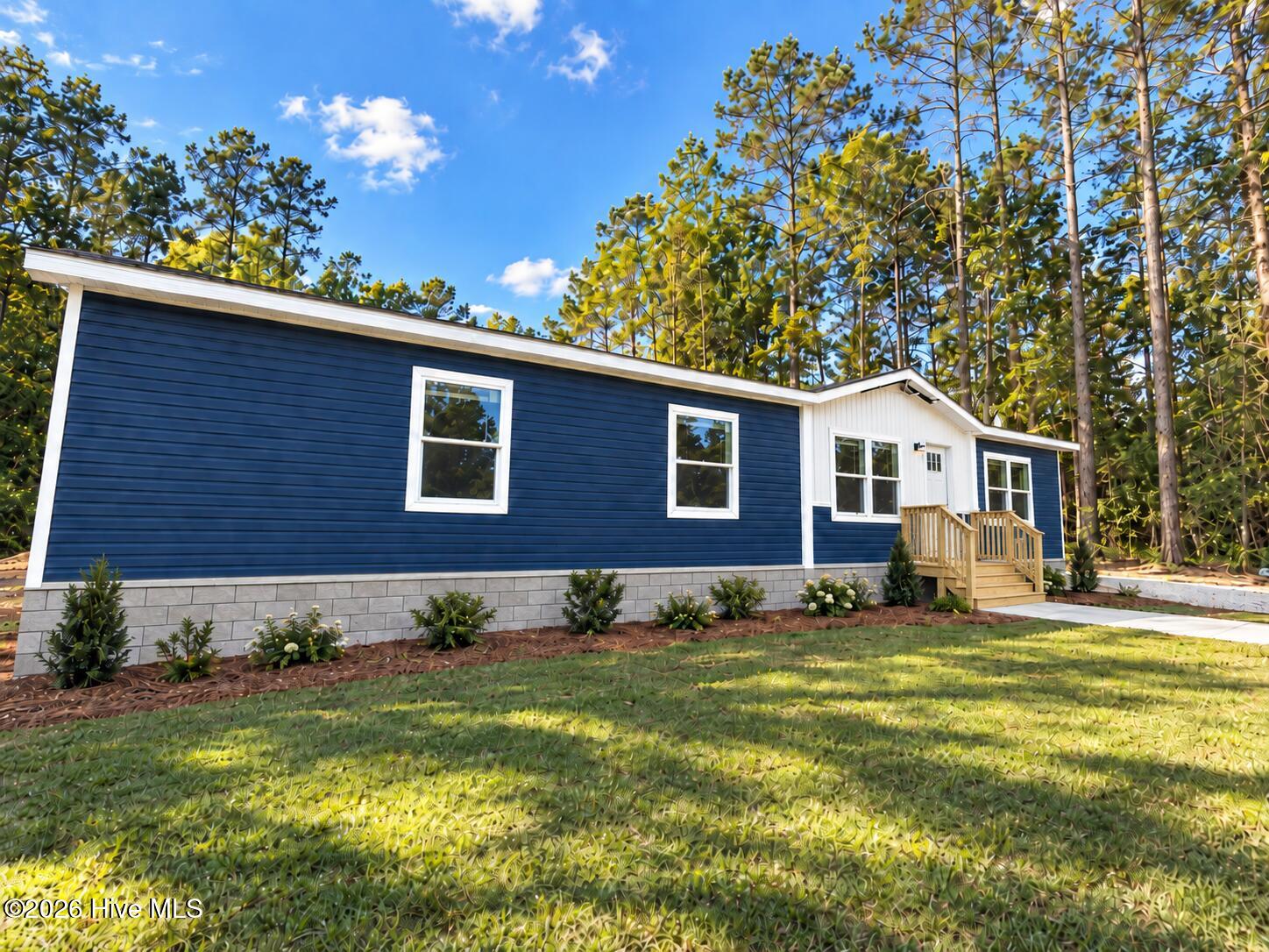 Listing photograph for 577 Colonial Landing Road SE, Bolivia, NC 28422