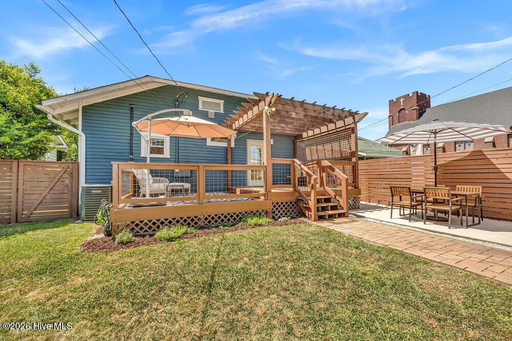 100568579 | Photo 28