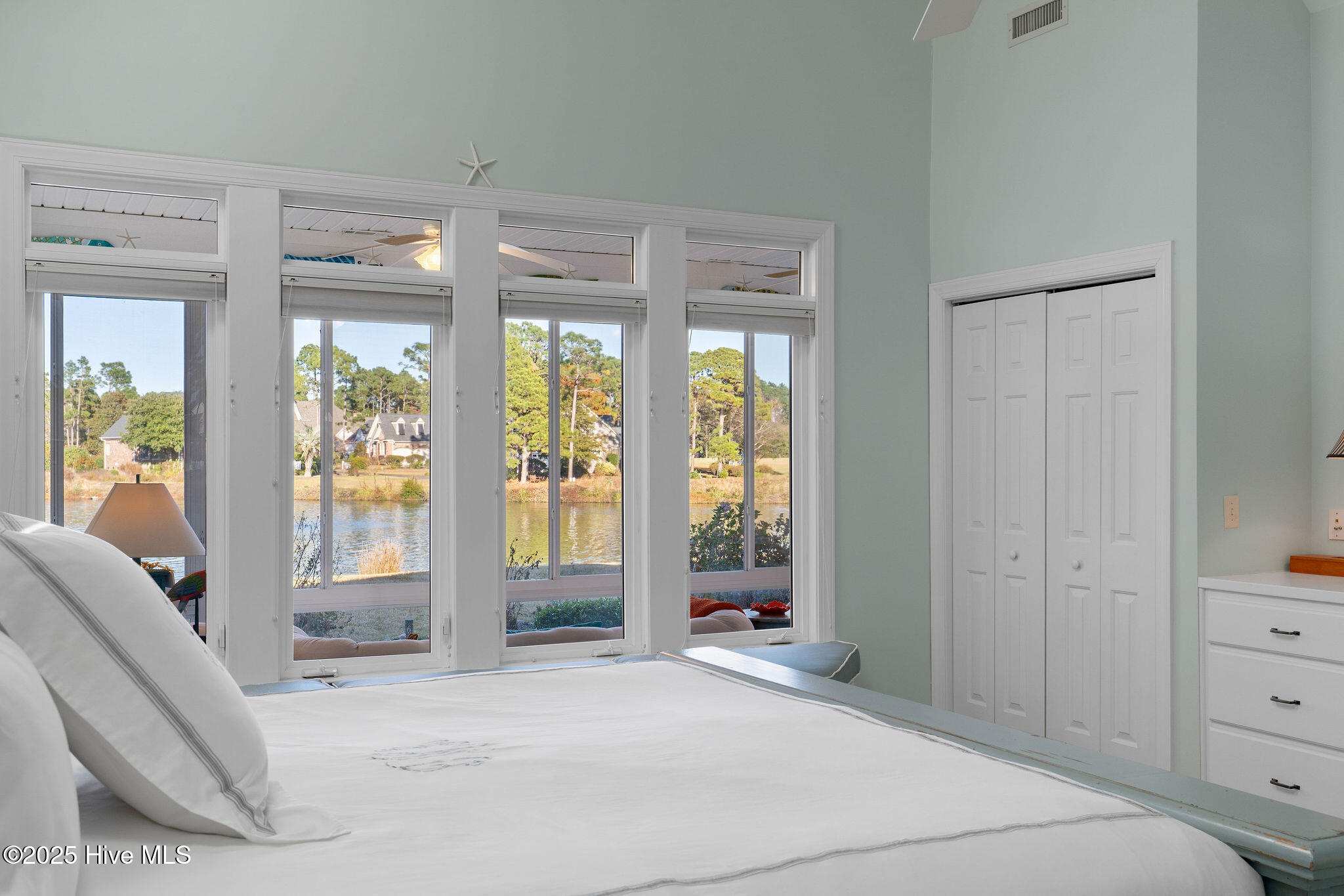 100543400 | Photo 36