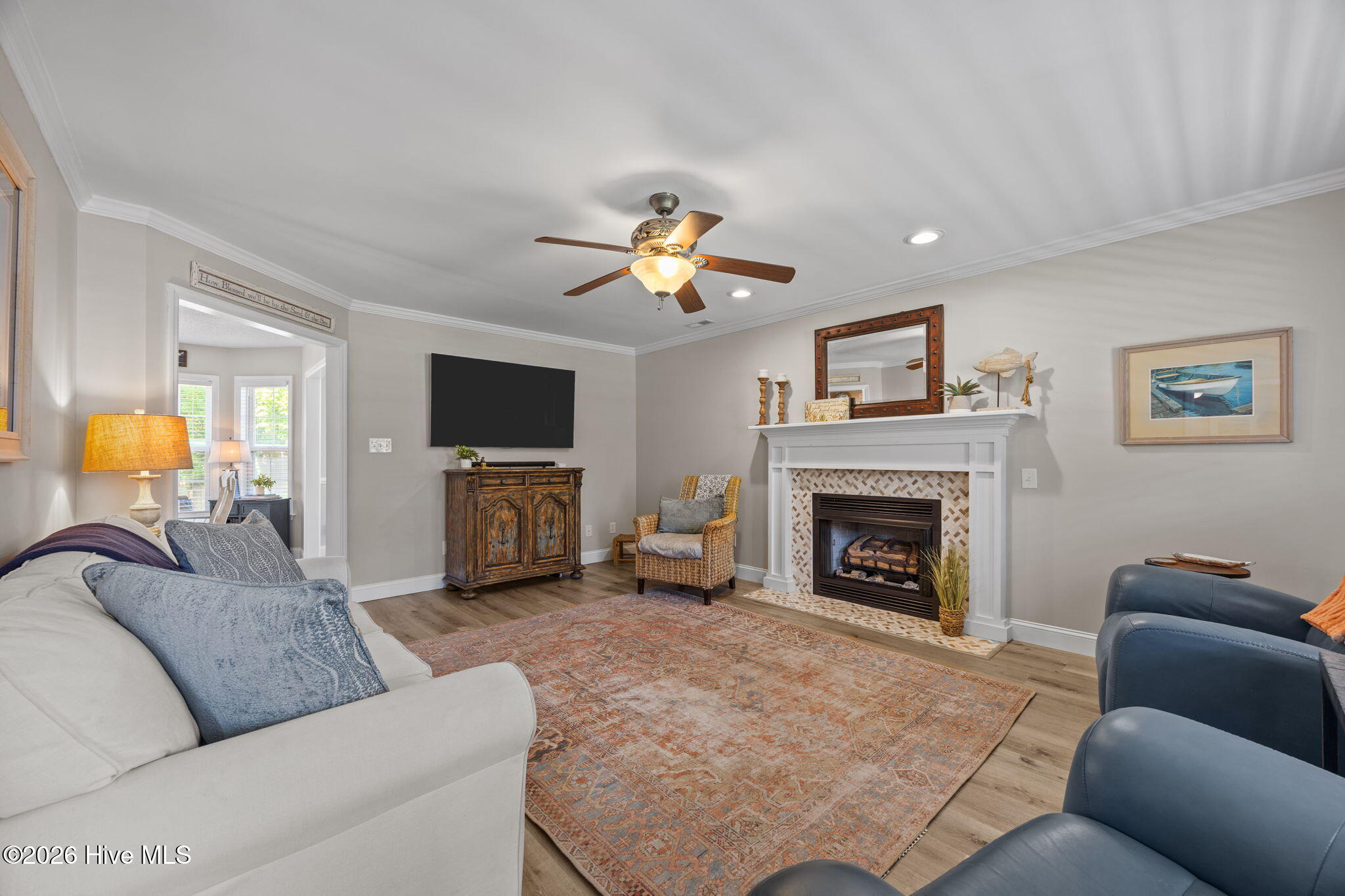 100568672 | Photo 18