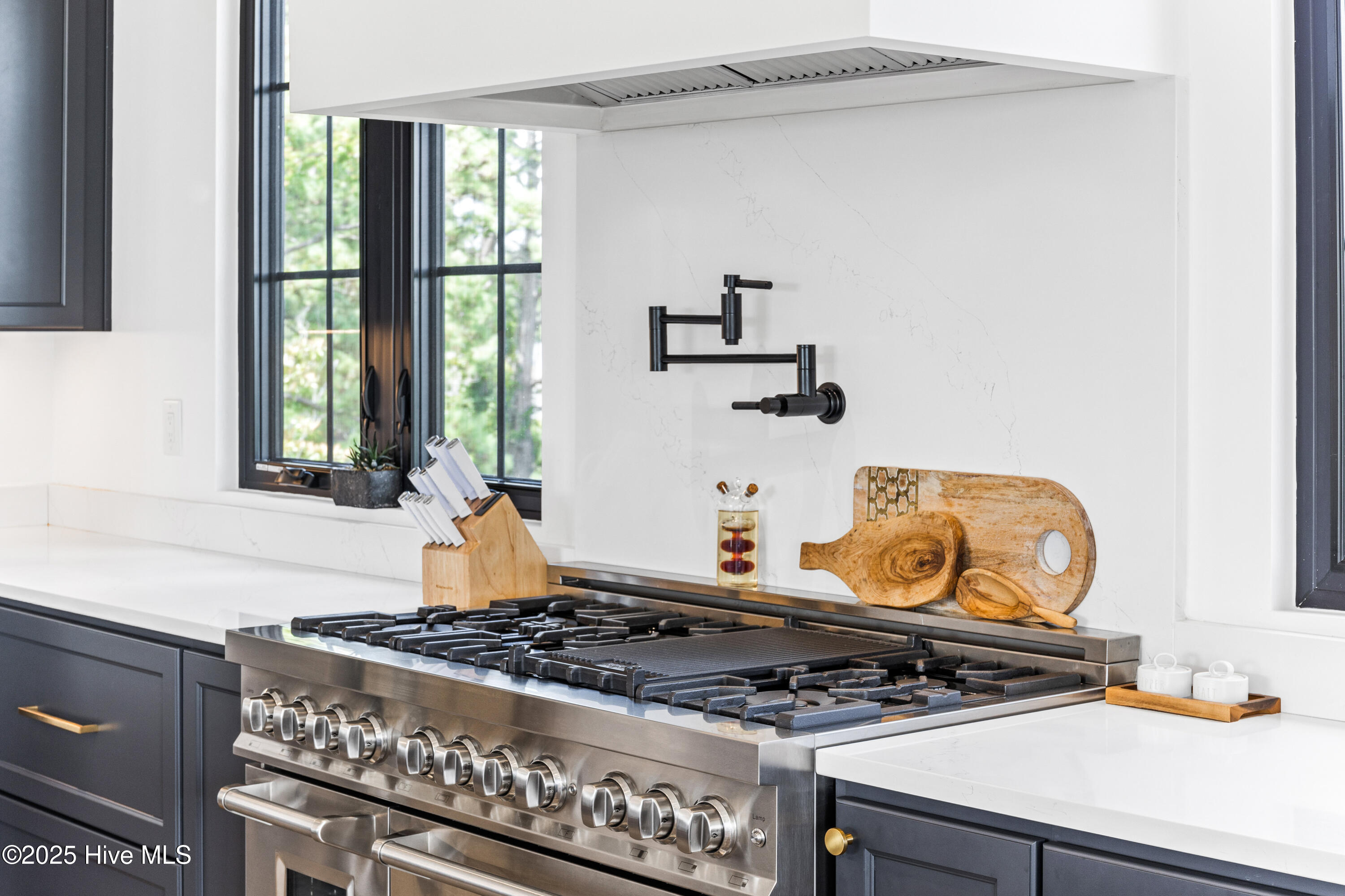 100534624 | Photo 21