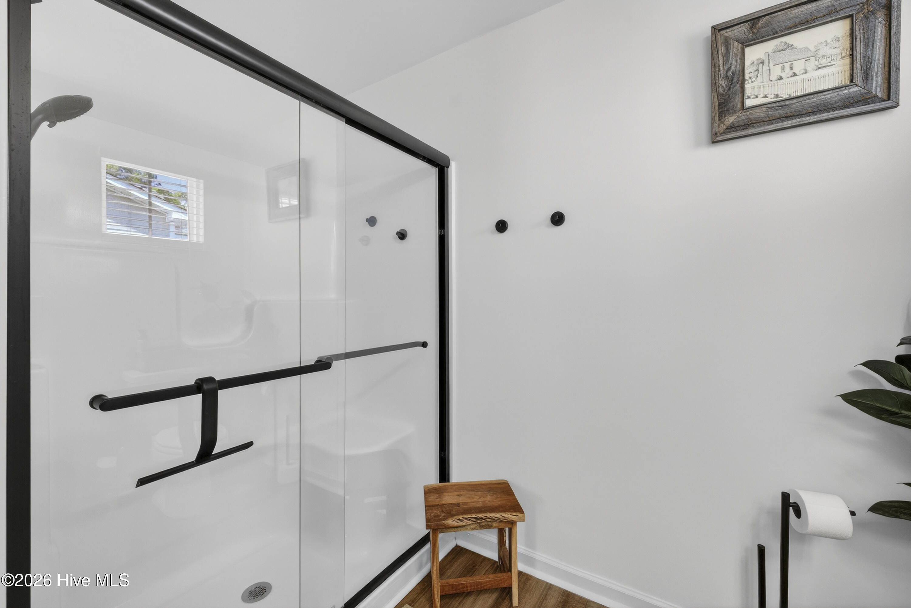 100554086 | Photo 28