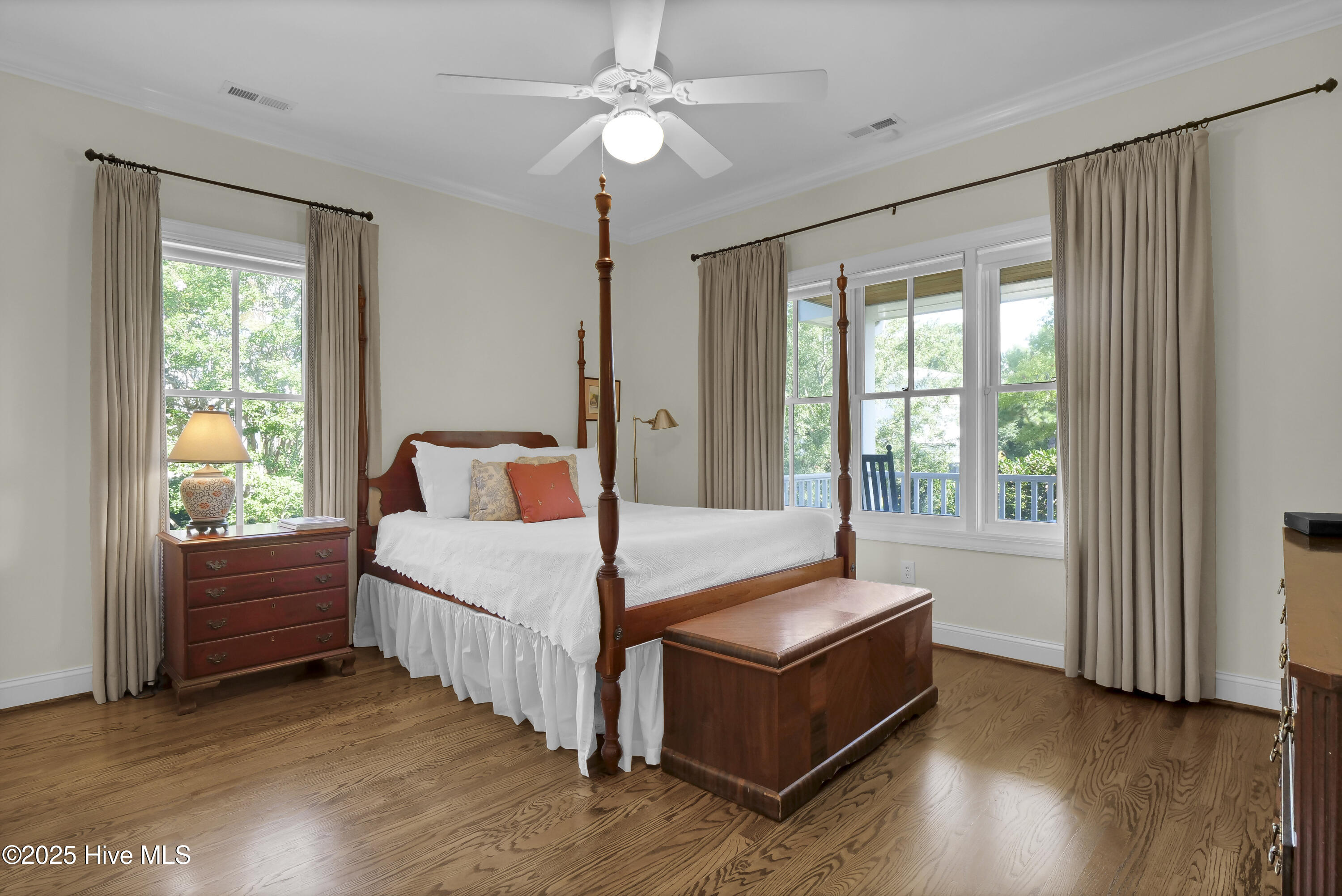 100528059 | Photo 22