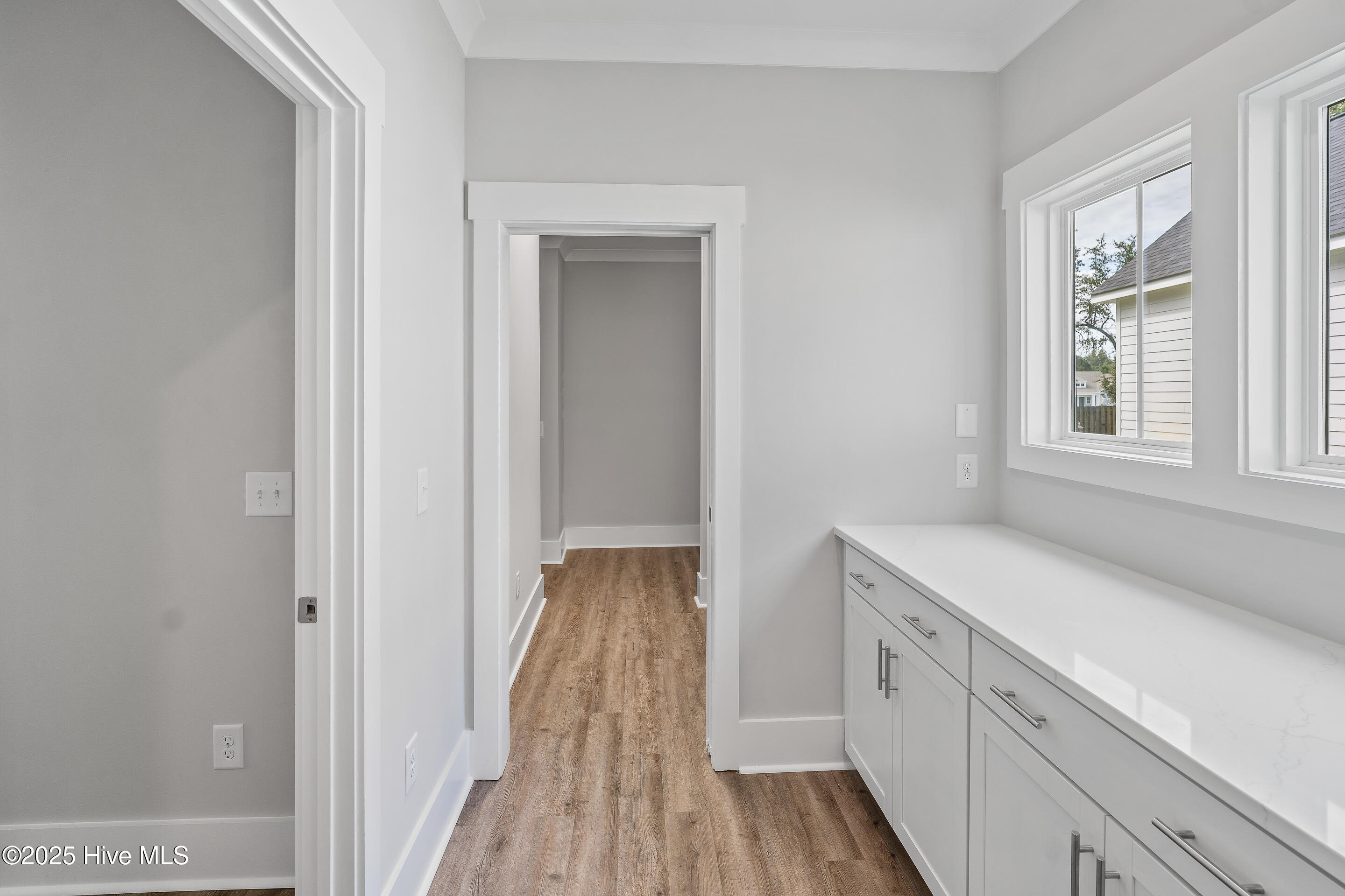 100506457 | Photo 26