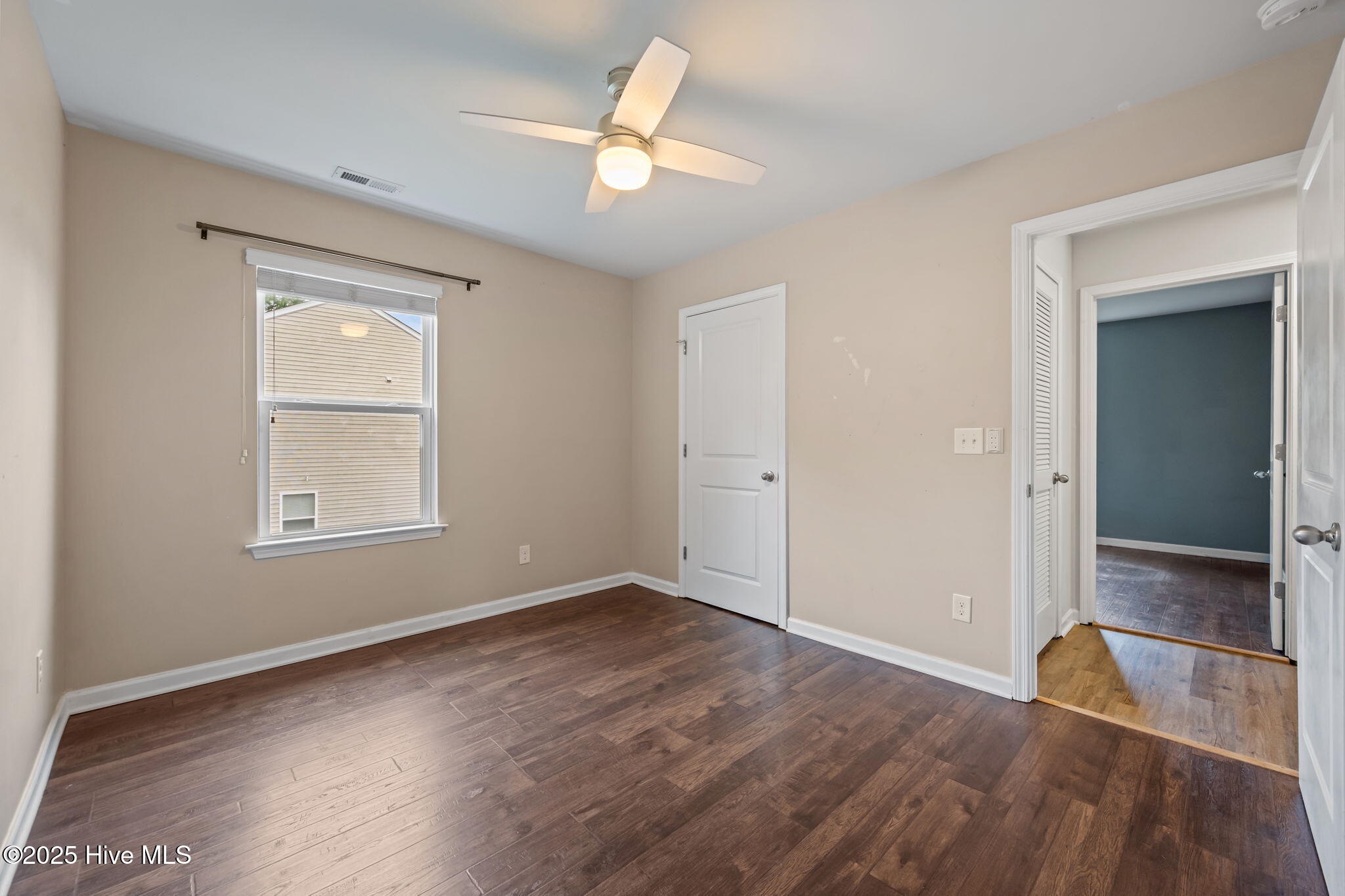 100536661 | Photo 20