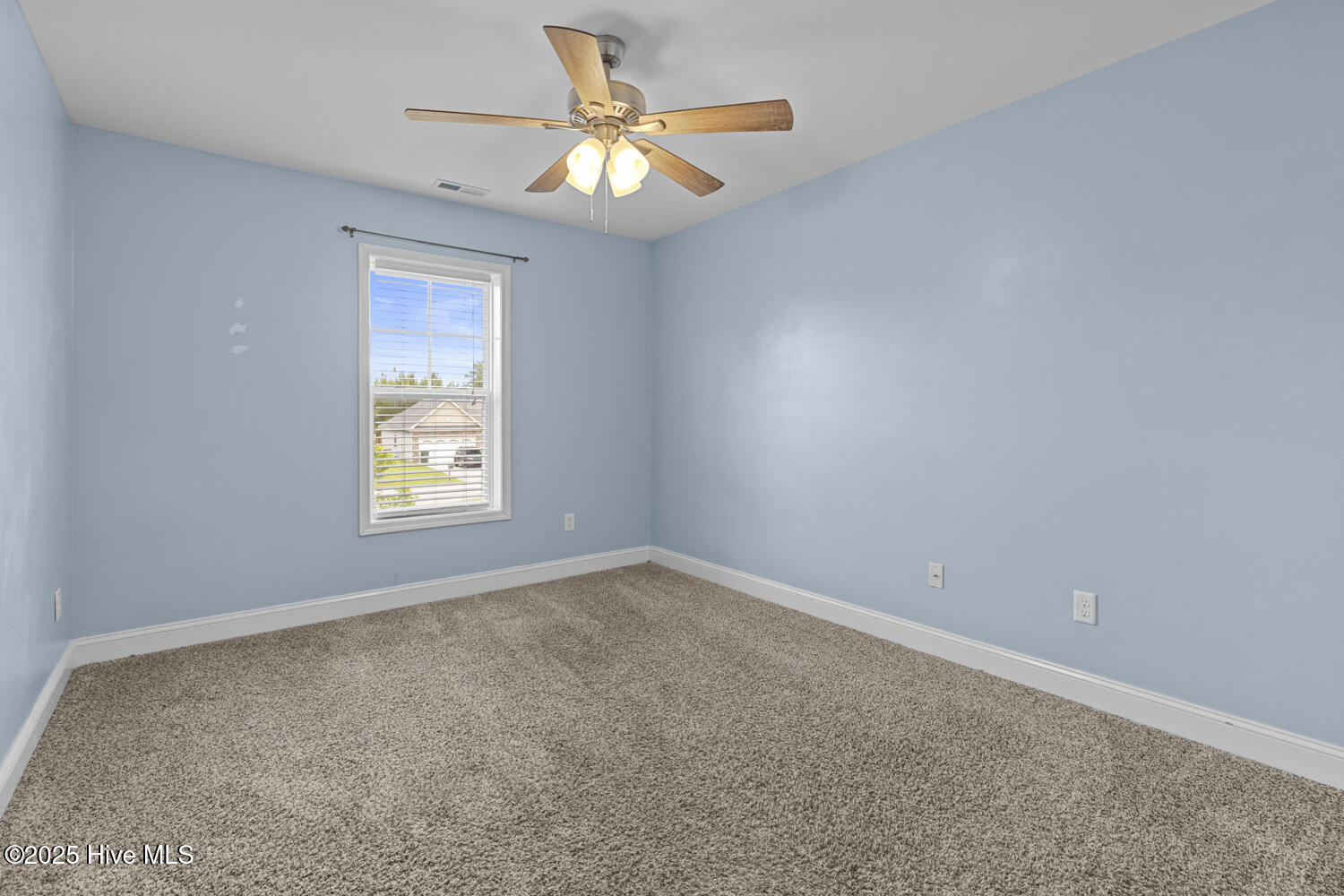 100507776 | Photo 23