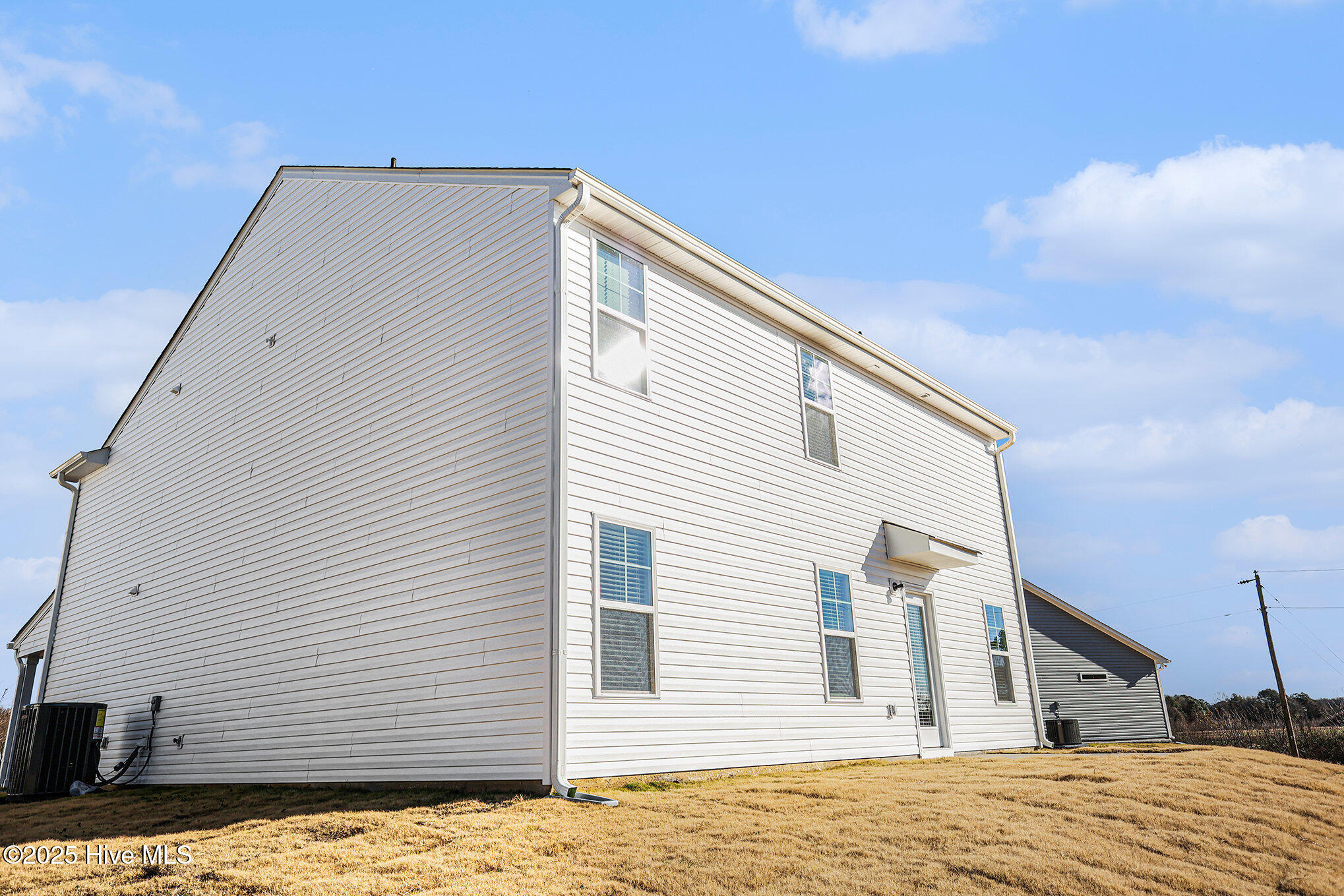 40 E Emily Gardens Drive, Selma, NC, 27576