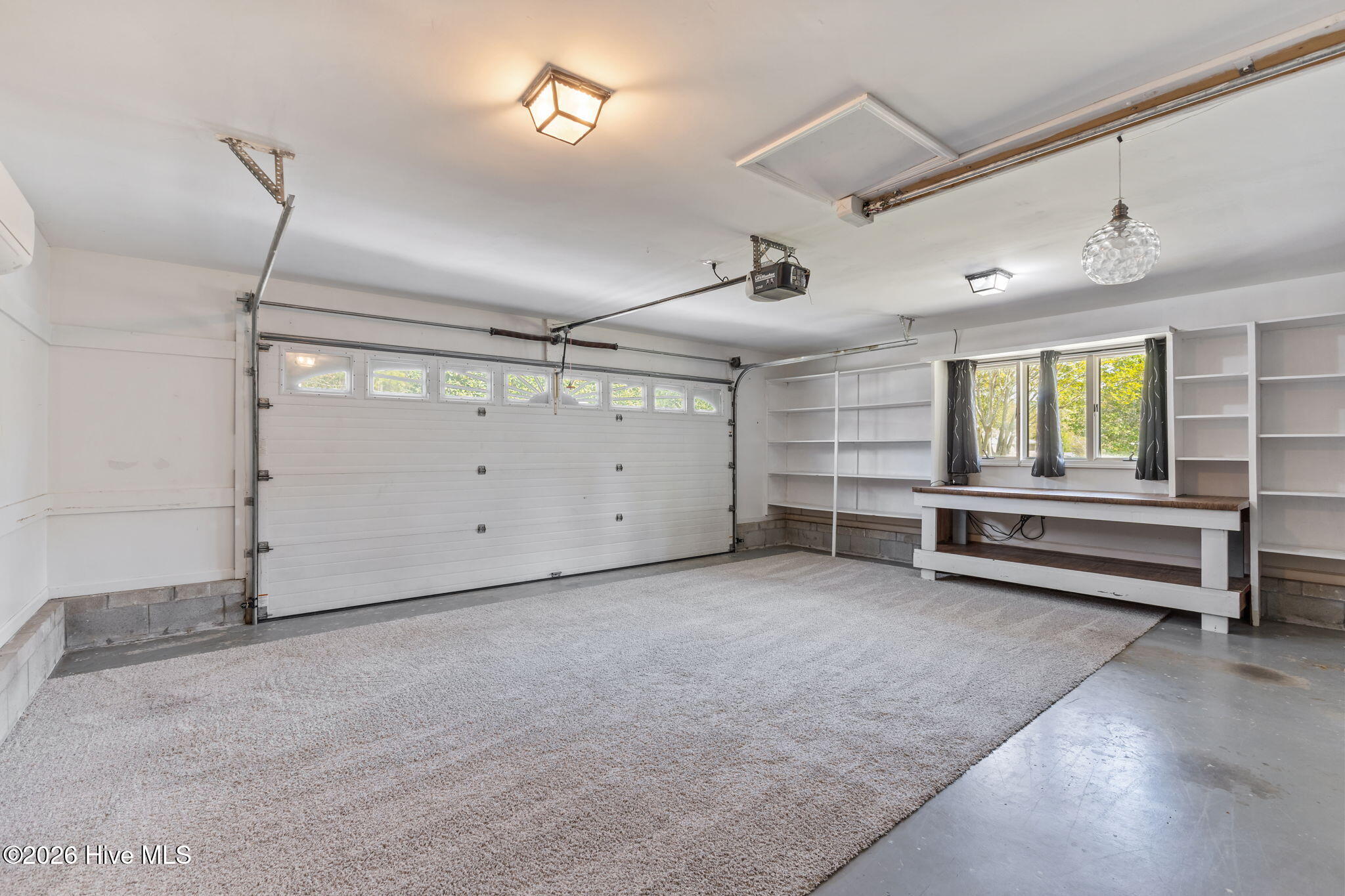 100566474 | Photo 26