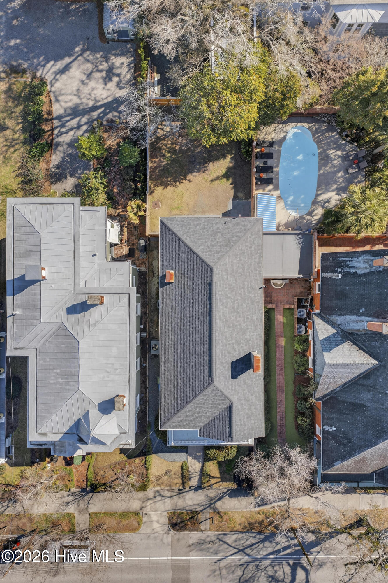 100555713 | Photo 57