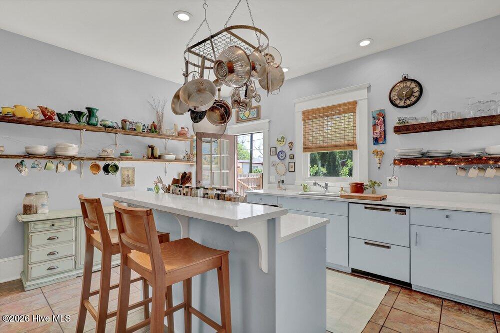 100566675 | Photo 15