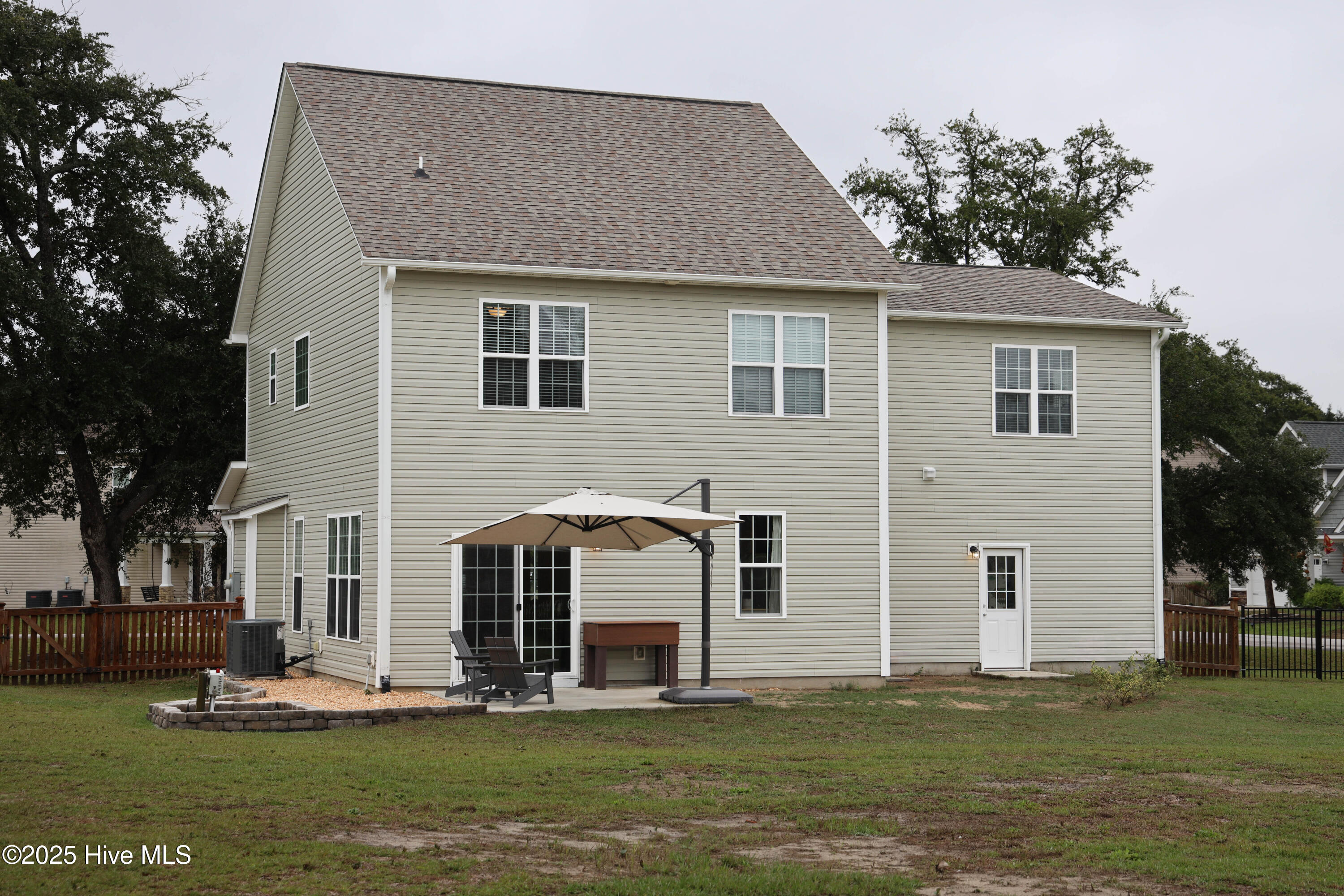 100536408 | Photo 60